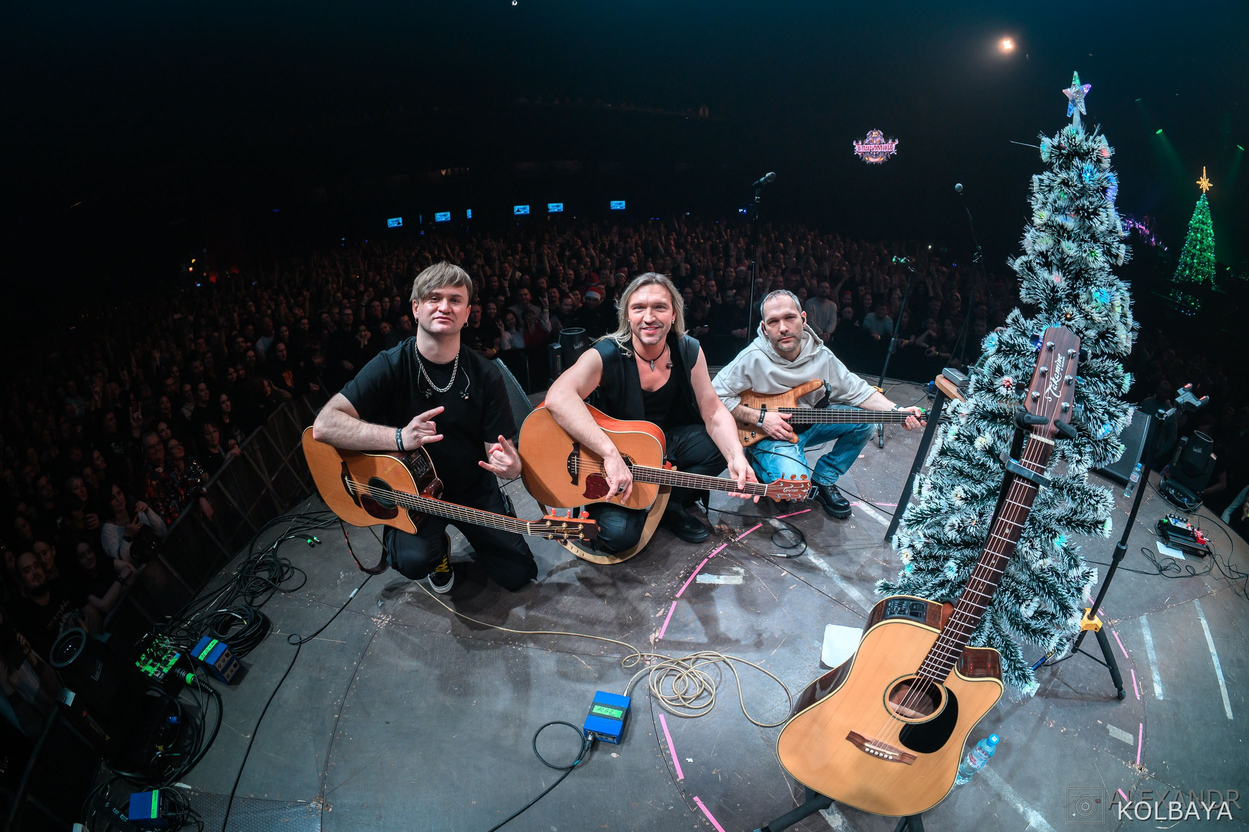 Фоторепортаж с Метал-Елки 2026. Концертный и театральный репортажный фотограф в Москве Александр Колбая