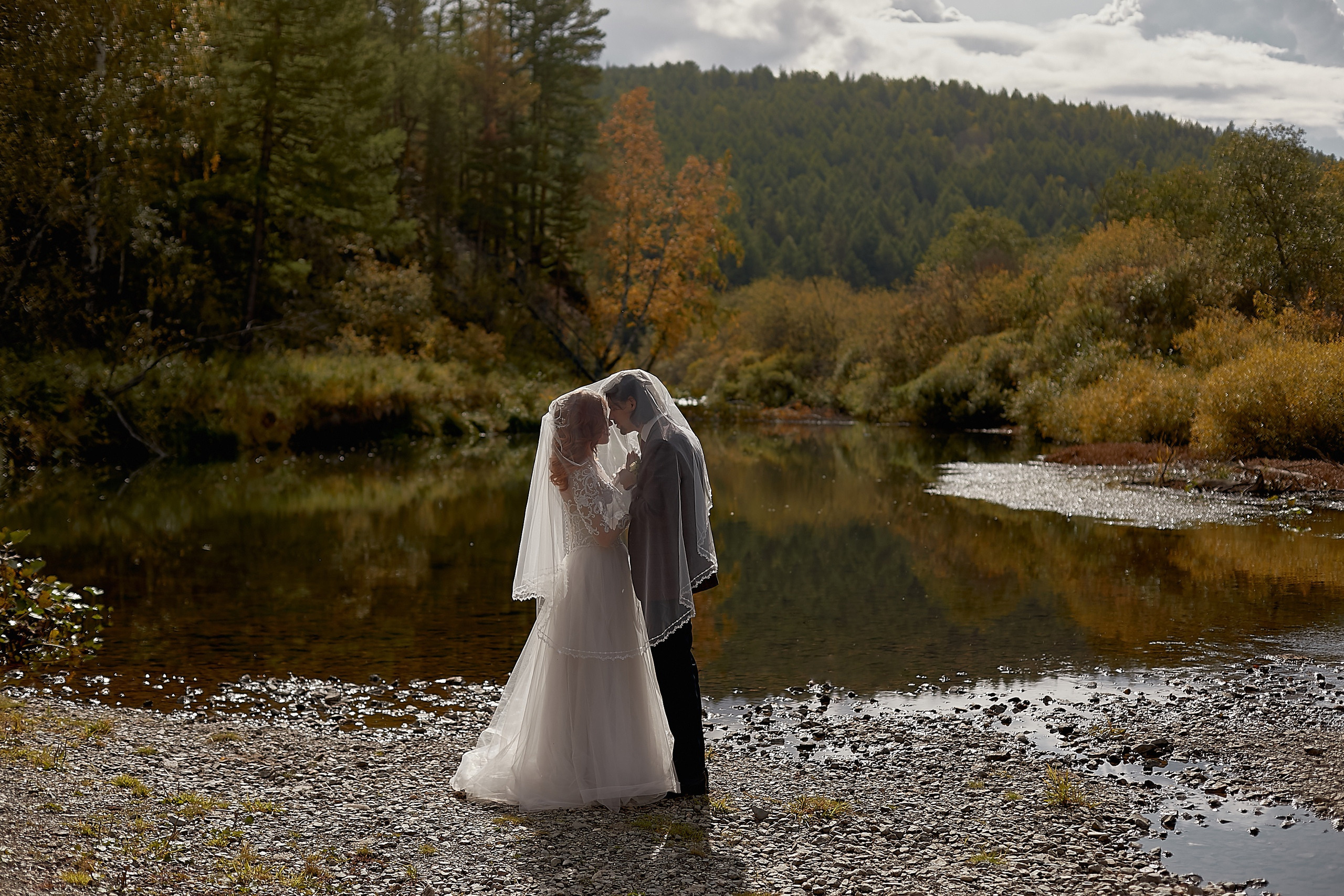 Свадебная фотосессия в лесу. Свадебный и семейный фотограф в Магнитогорске Женя Иванова