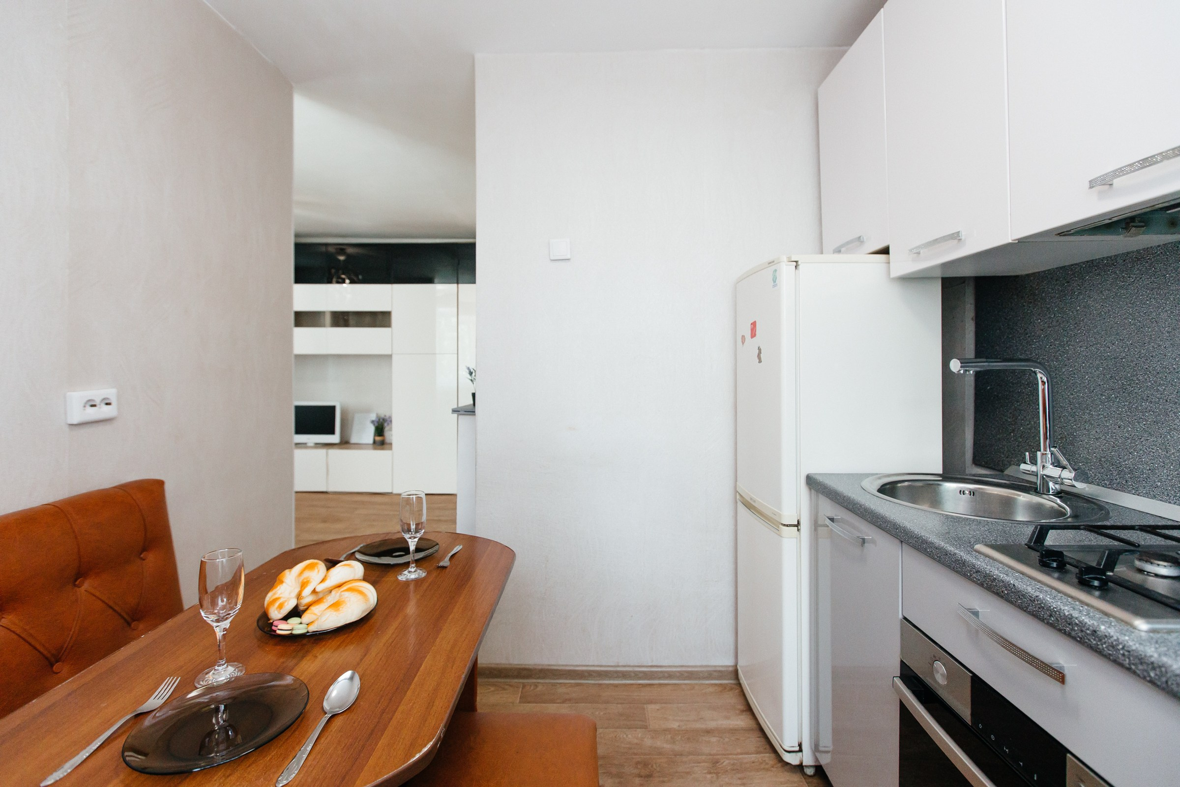 Дачная, 25. Душевный фотограф Ваших самых ярких событий Марина Погребняк