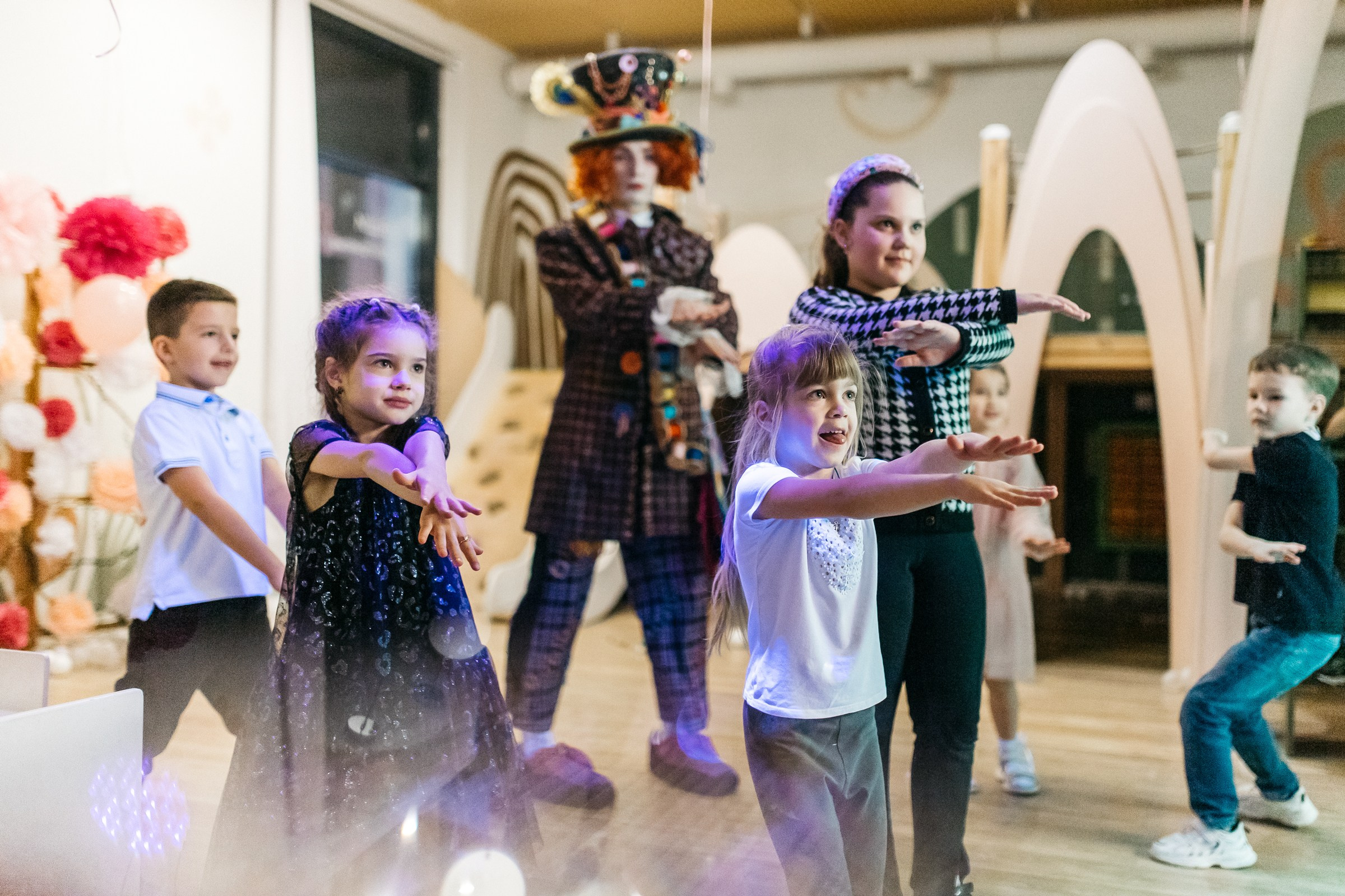 Алиса в стране чудес