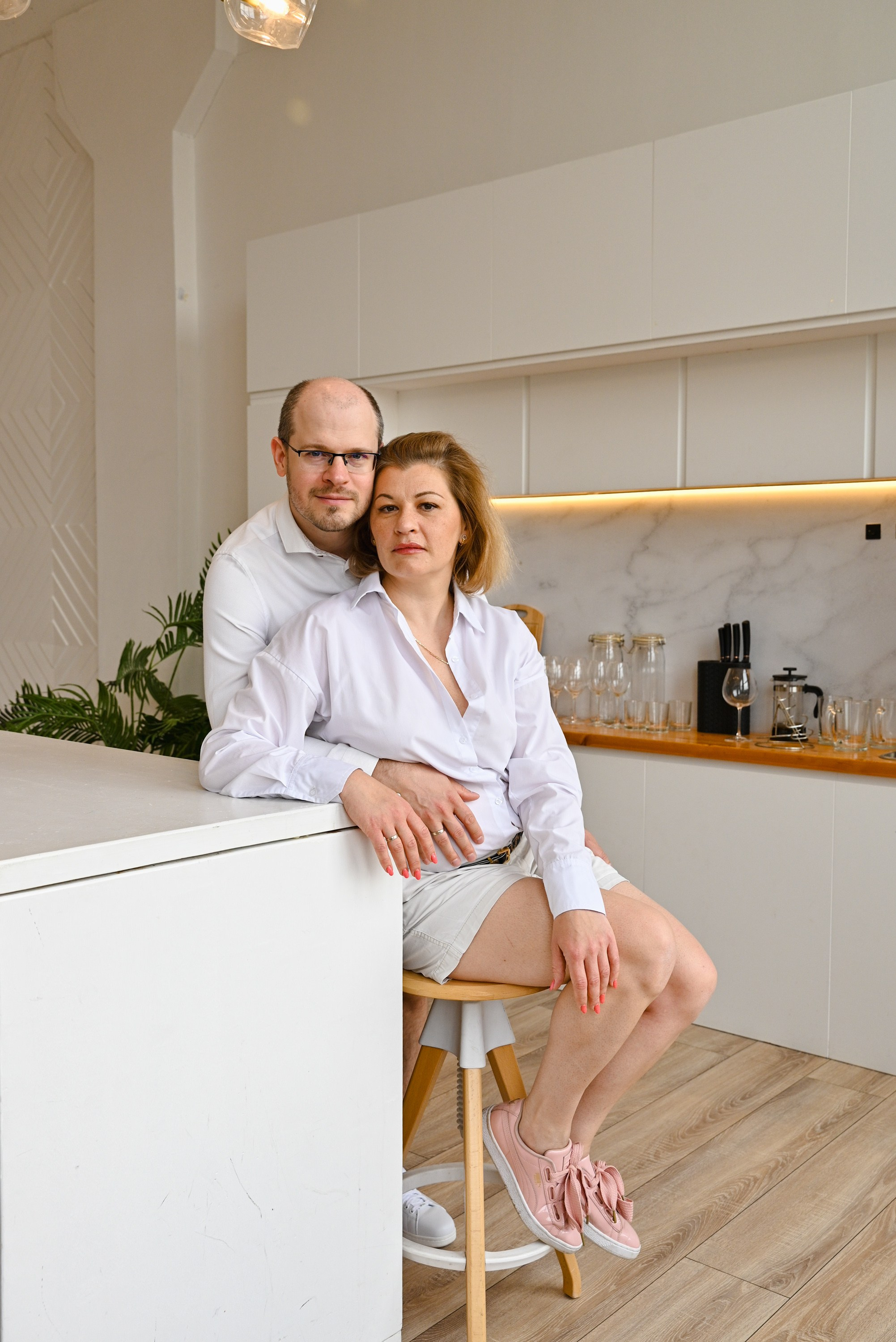 Счастливая большая семья. Компания и фотошкола по созданию контента в Москве