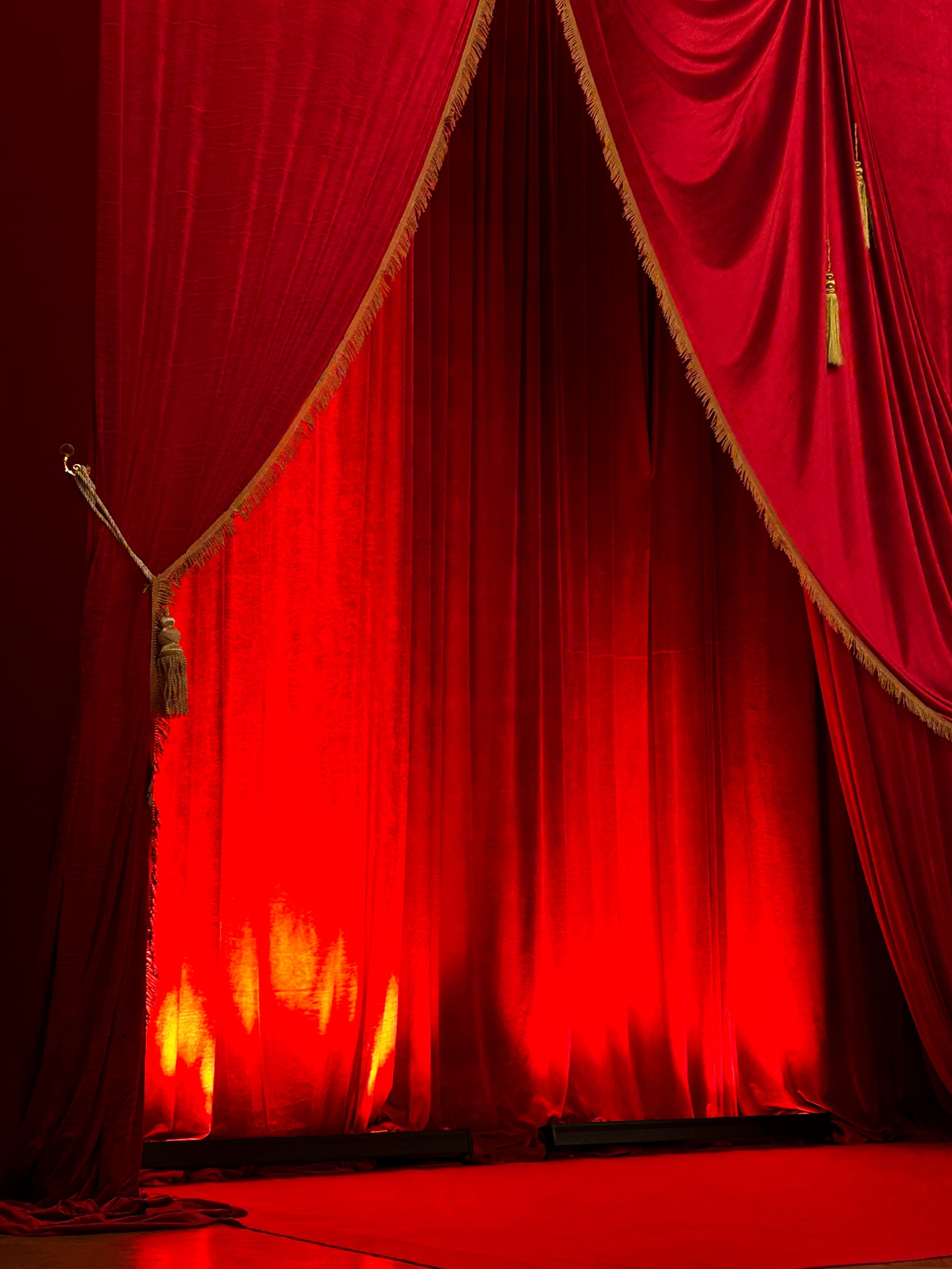 Pre party международного форма. Kirillova Studio — мастерская декора и событий Юли Кирилловой