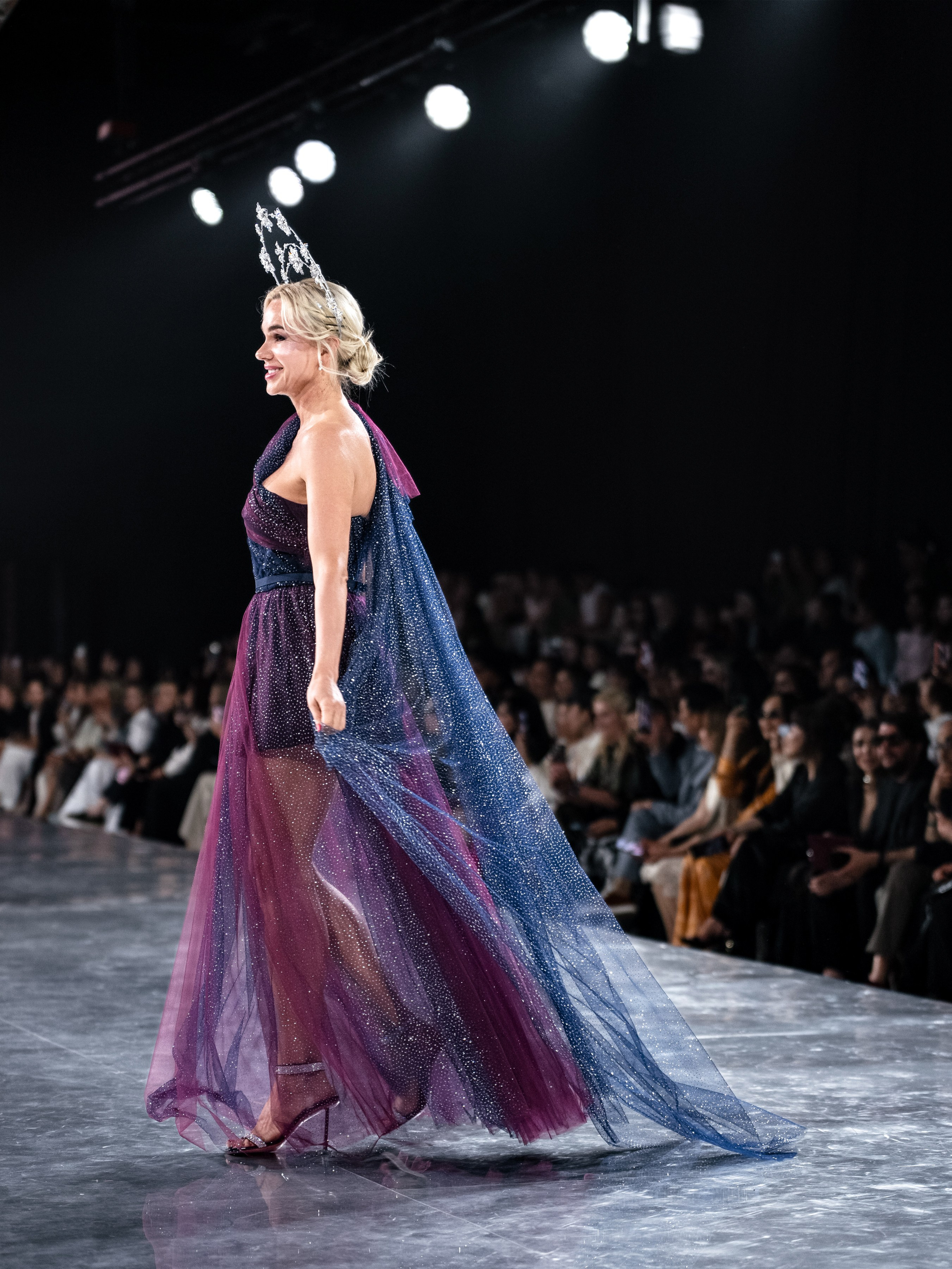 Kazakhstan Fashion Week Zardozi. Сайт Алматинского НЮ АРТ, будуар и фэшн фотографа Дениса Карпенко