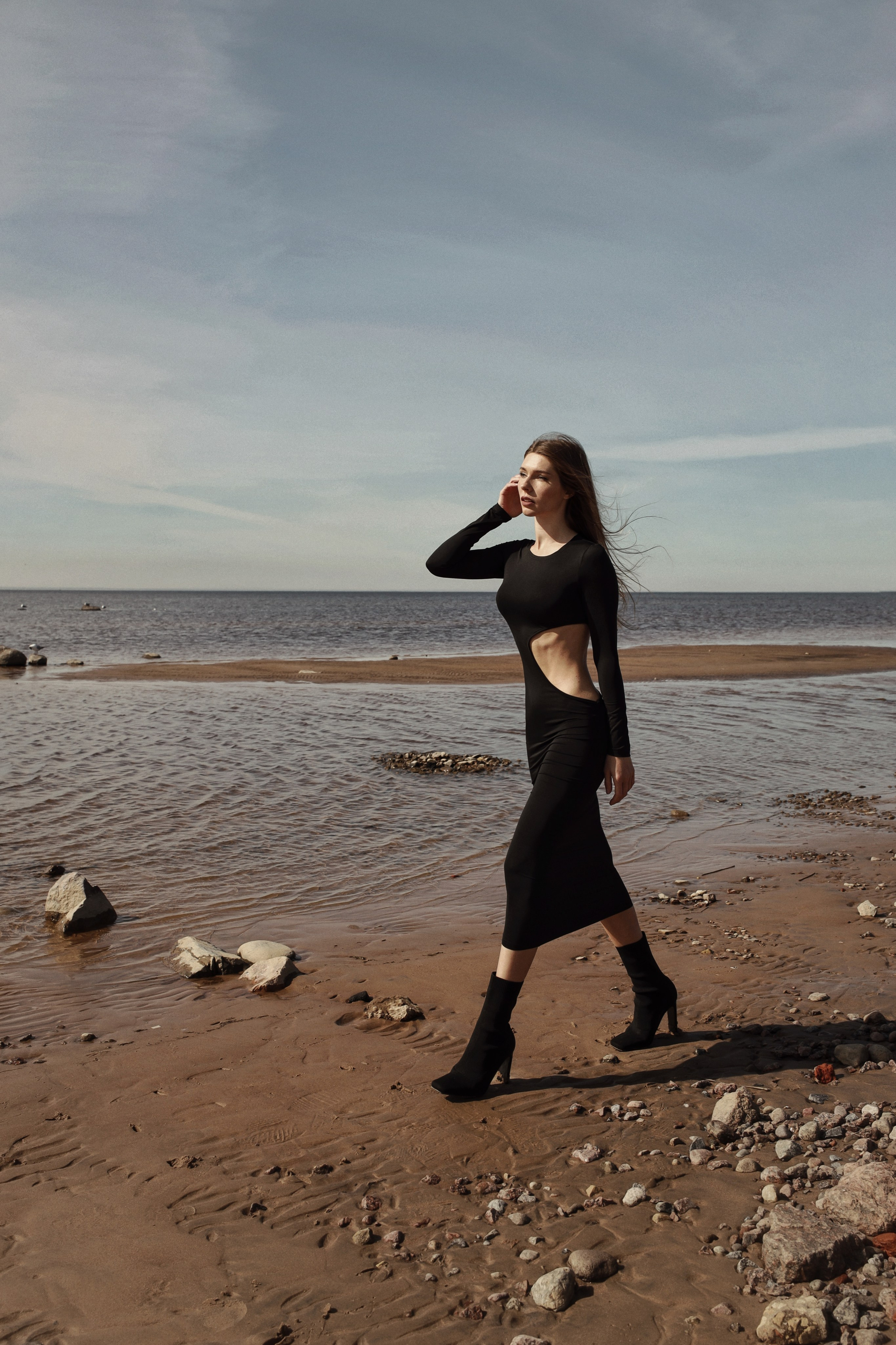 Татьяна, 42-44 р-р, 175 см. KED Production — продакшн из СПб. Создаём фото, видео и контент, который помогает брендам и селлерам продавать больше