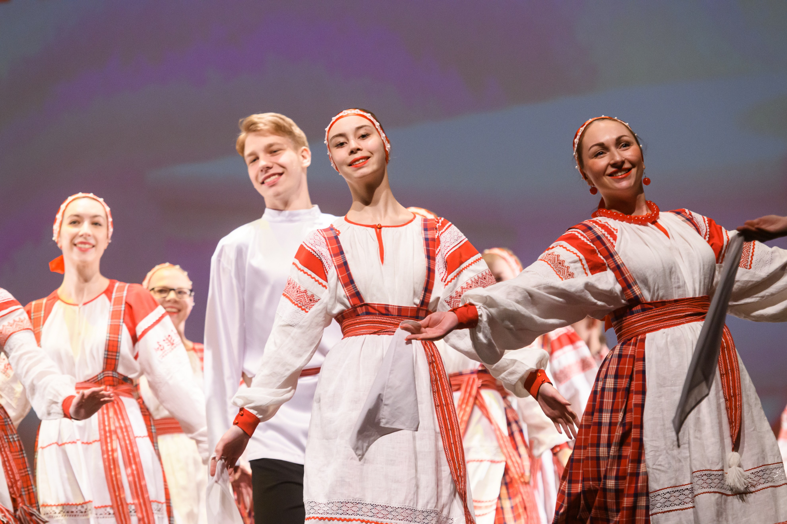 23 апреля, часть 1, БКЗ Октябрьский, г. Санкт-Петербург. Золотое яблочко