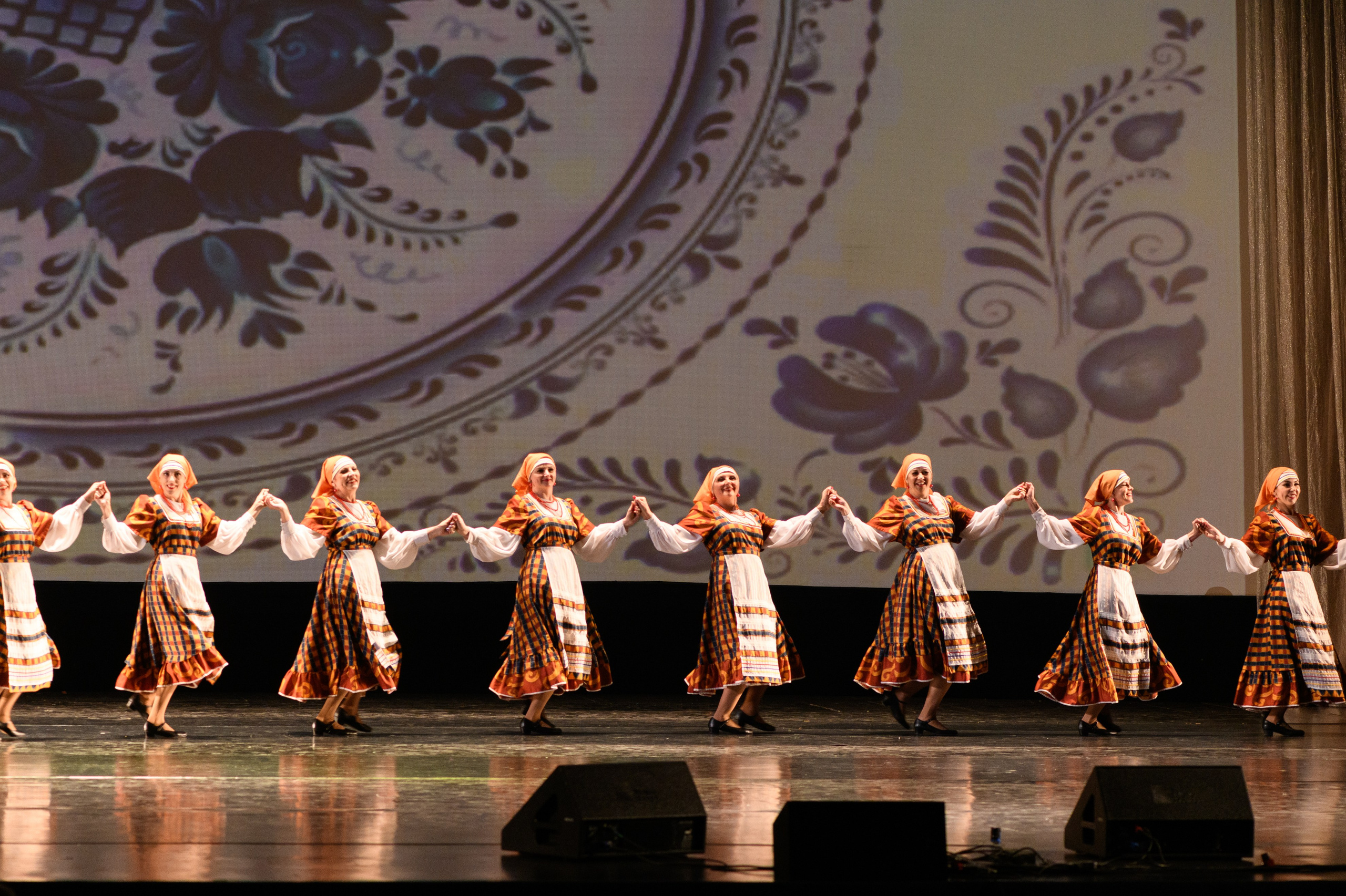 23 апреля, часть 2, БКЗ Октябрьский, г. Санкт-Петербург. Золотое яблочко