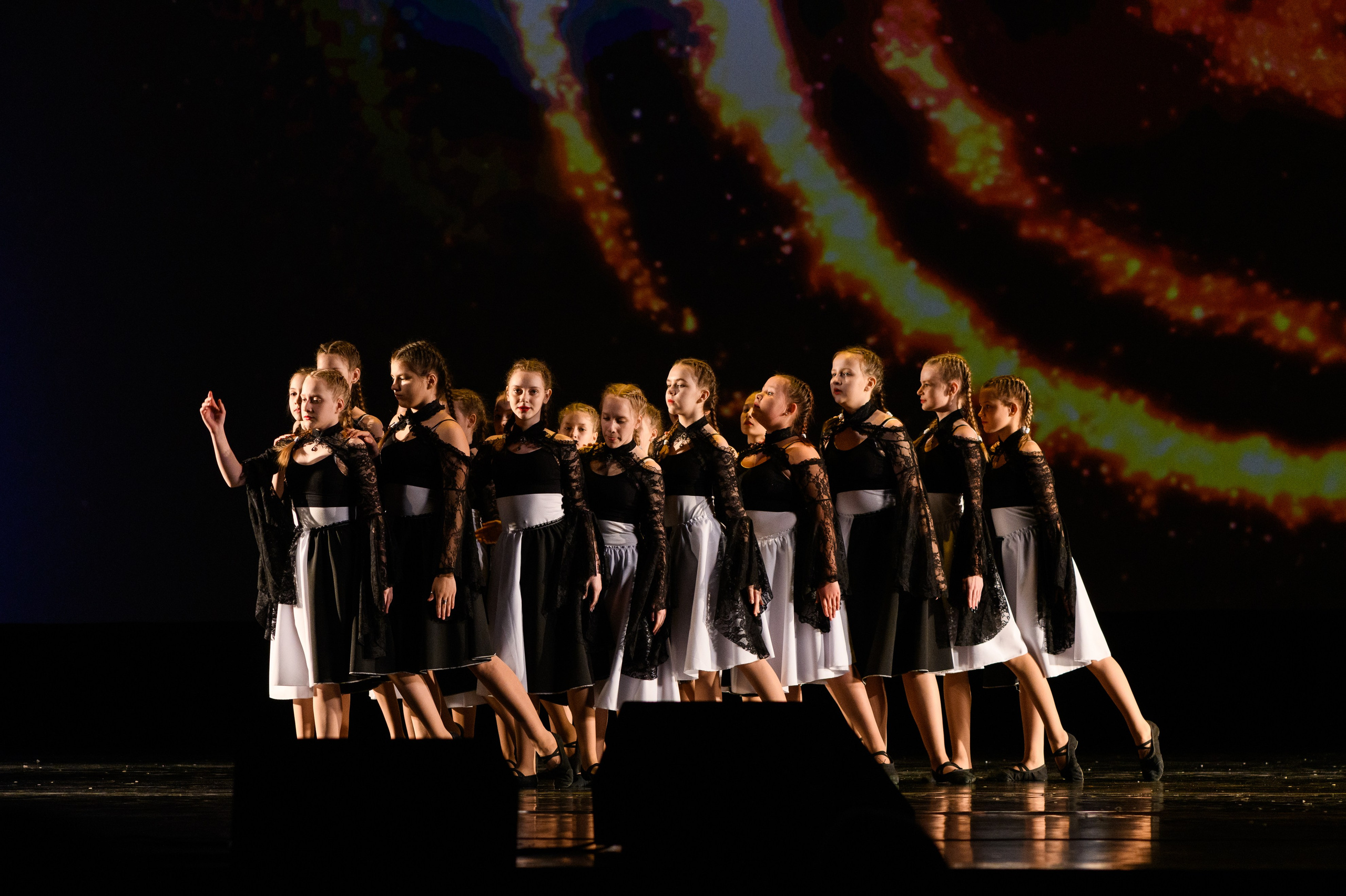 23 апреля, часть 2, БКЗ Октябрьский, г. Санкт-Петербург. Золотое яблочко