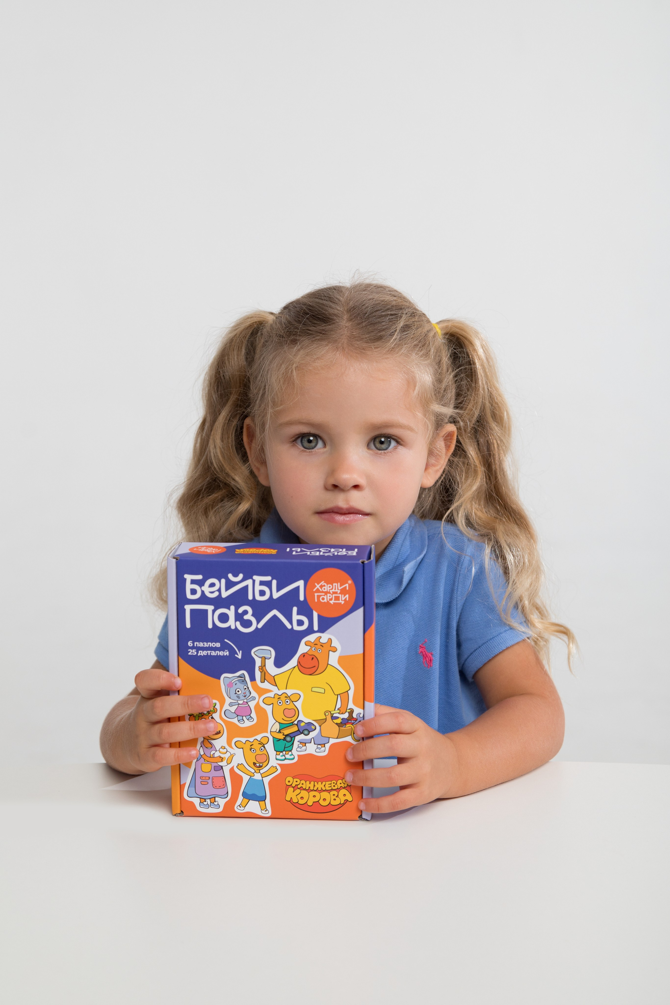 Каталожная съемка в циклораме для бренда детских товаров. Детский и контент фотограф Надя Волкова Санкт-Петербург