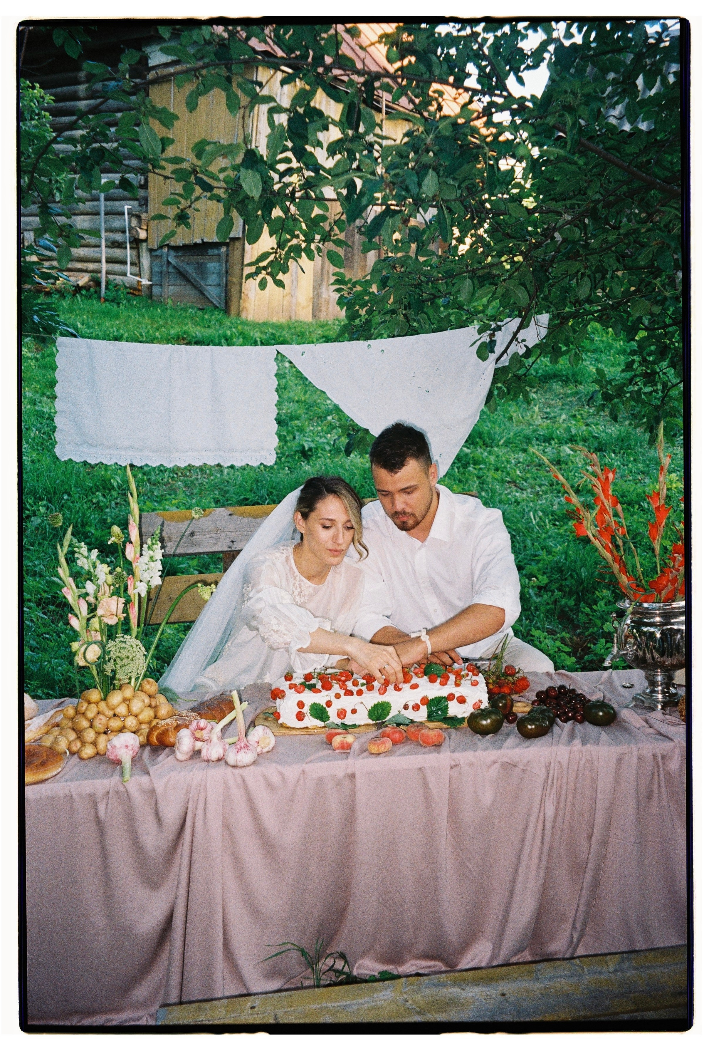 Диана и Саша, свадьба на даче. Фотограф любви в городе Казань