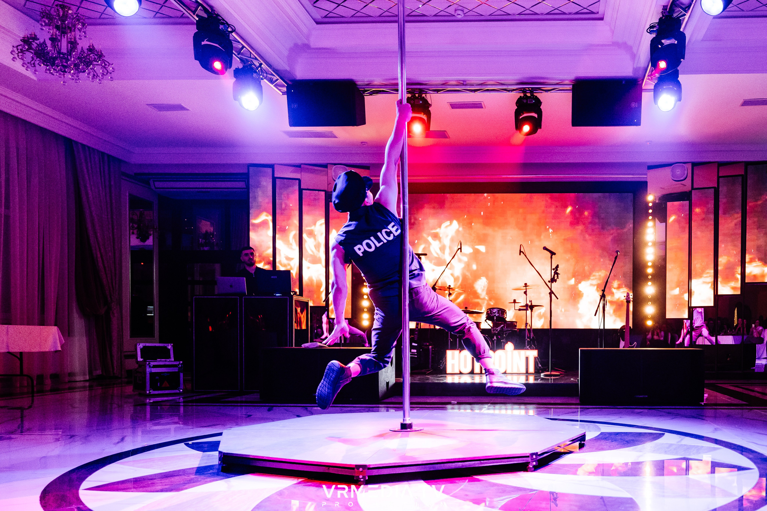 Международный женский день в ресторане «Лазурный берег»