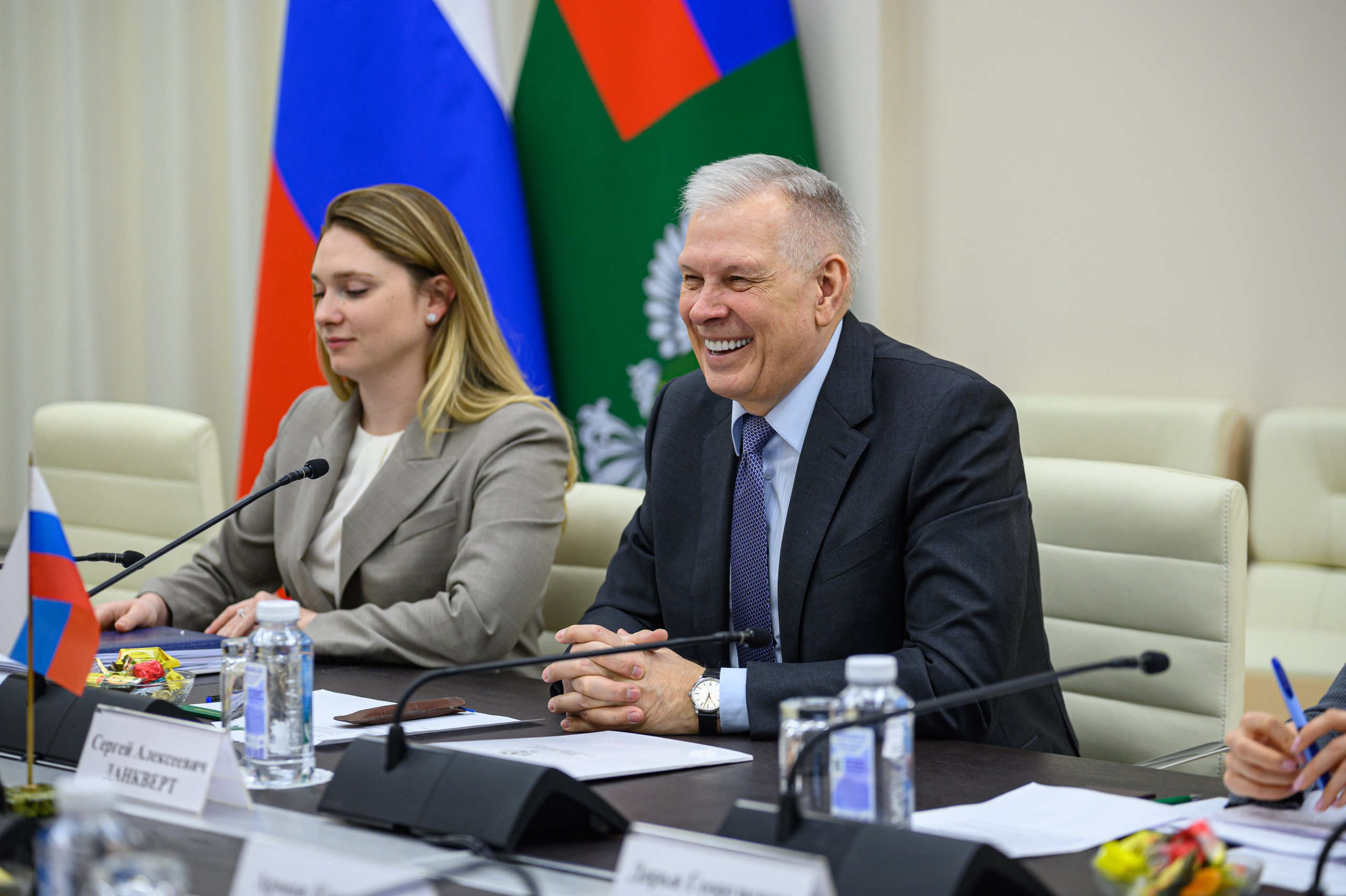 Деловая репортажная съемка. Дмитрий Юн