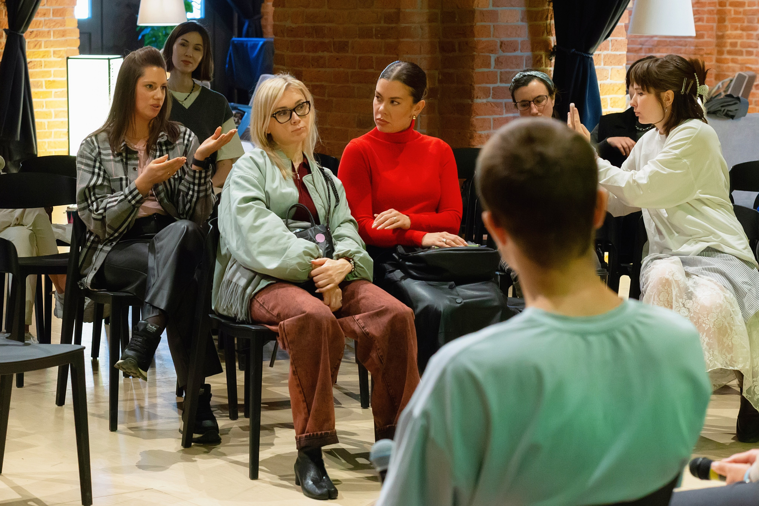 Фотосъемка дискуссии в Новой Голландии СПБ Публичное мероприятие. Портретные фотосессии, контент-съемки, репортаж