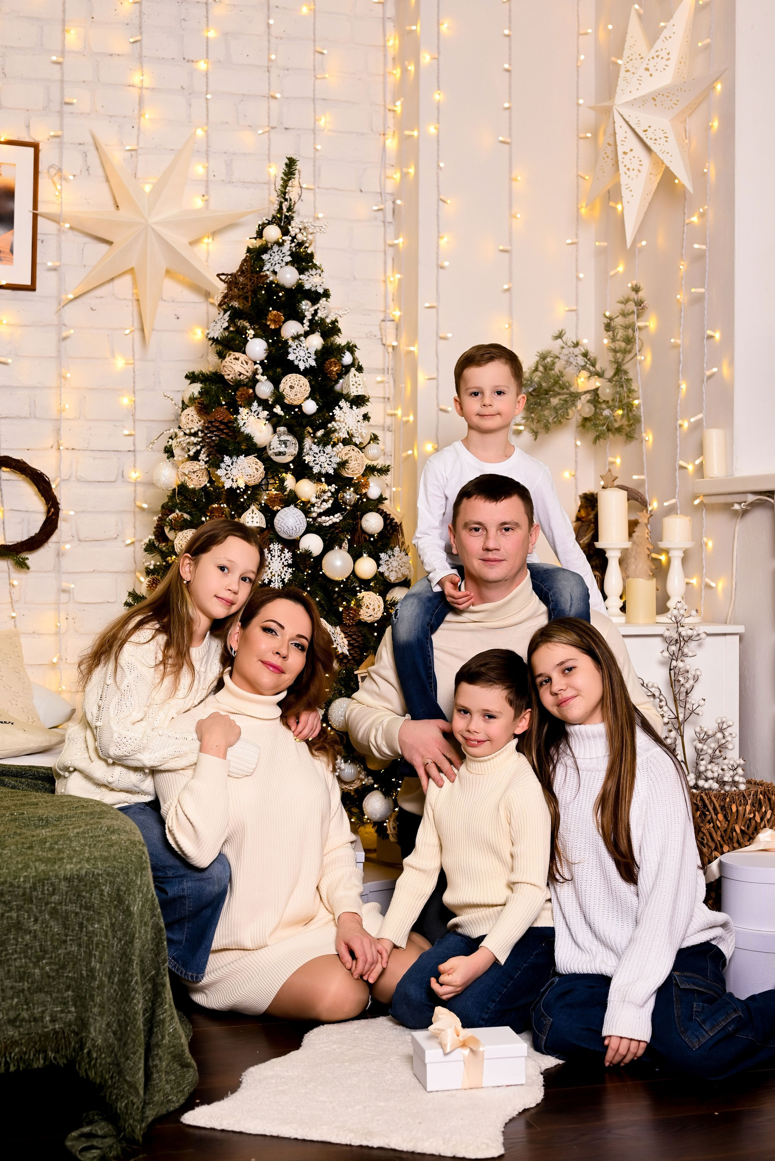 Новогодняя фотосессия. Фотостудия Зефир. Фотосессии в студии под ключ. Москва. Семейные и детские фотосессии