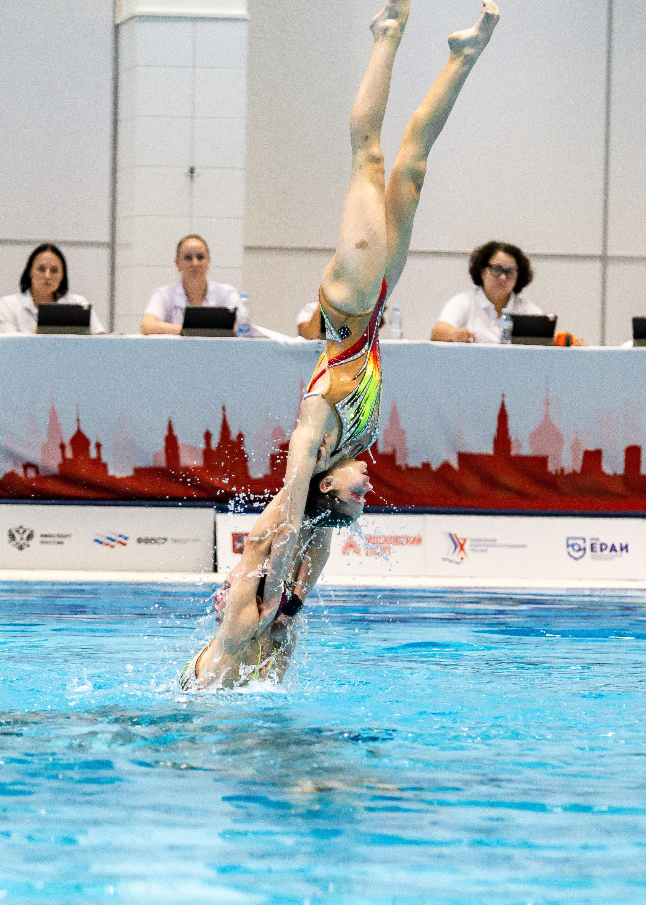 Первенство России по синхронному плаванию. Акробатическая группа. Репортажный фотограф в Москве