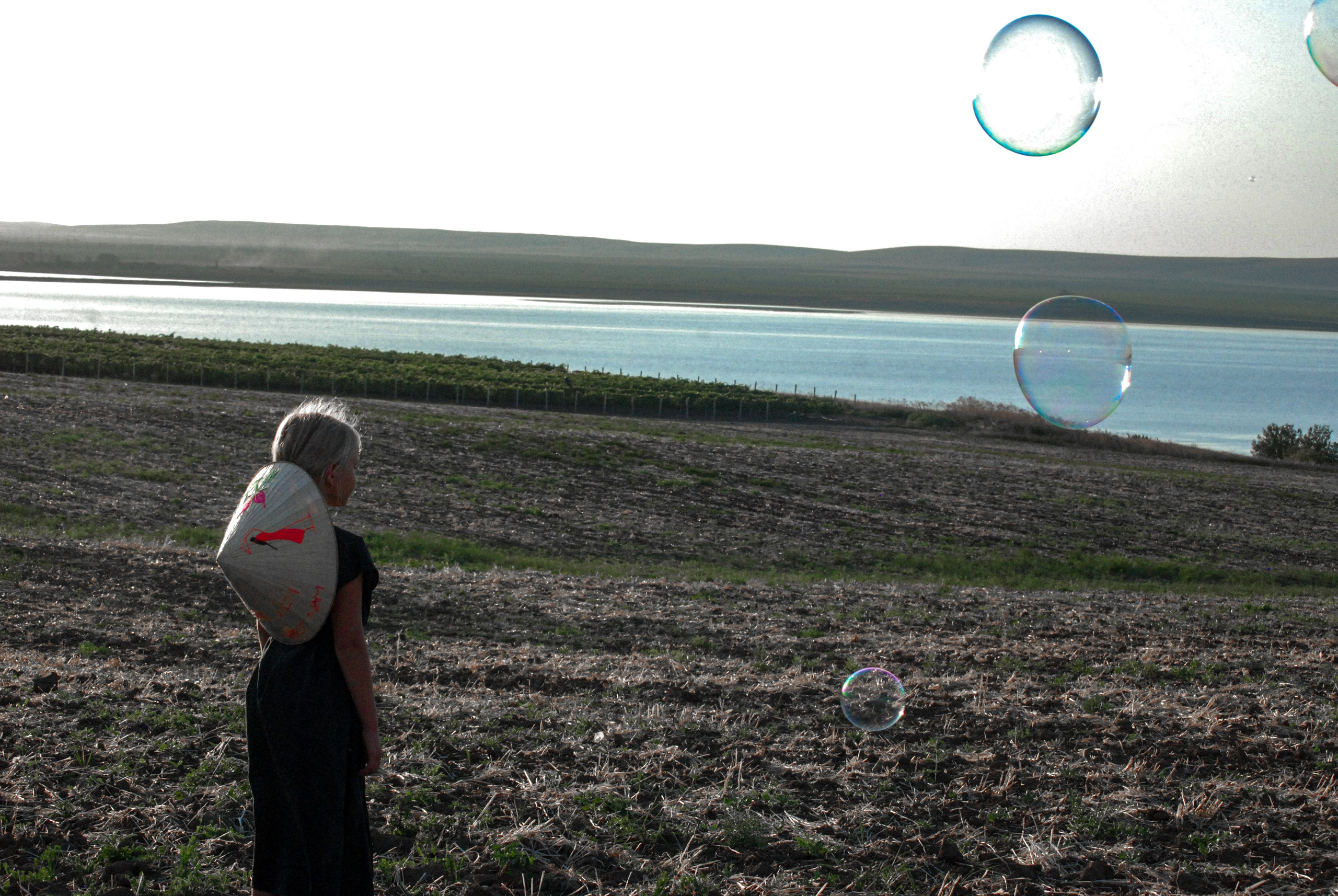 Таманский полуостров.Фотопрогулка виноградник.Арина. Индивидуальная и Семейная Фотосъёмка для каждого