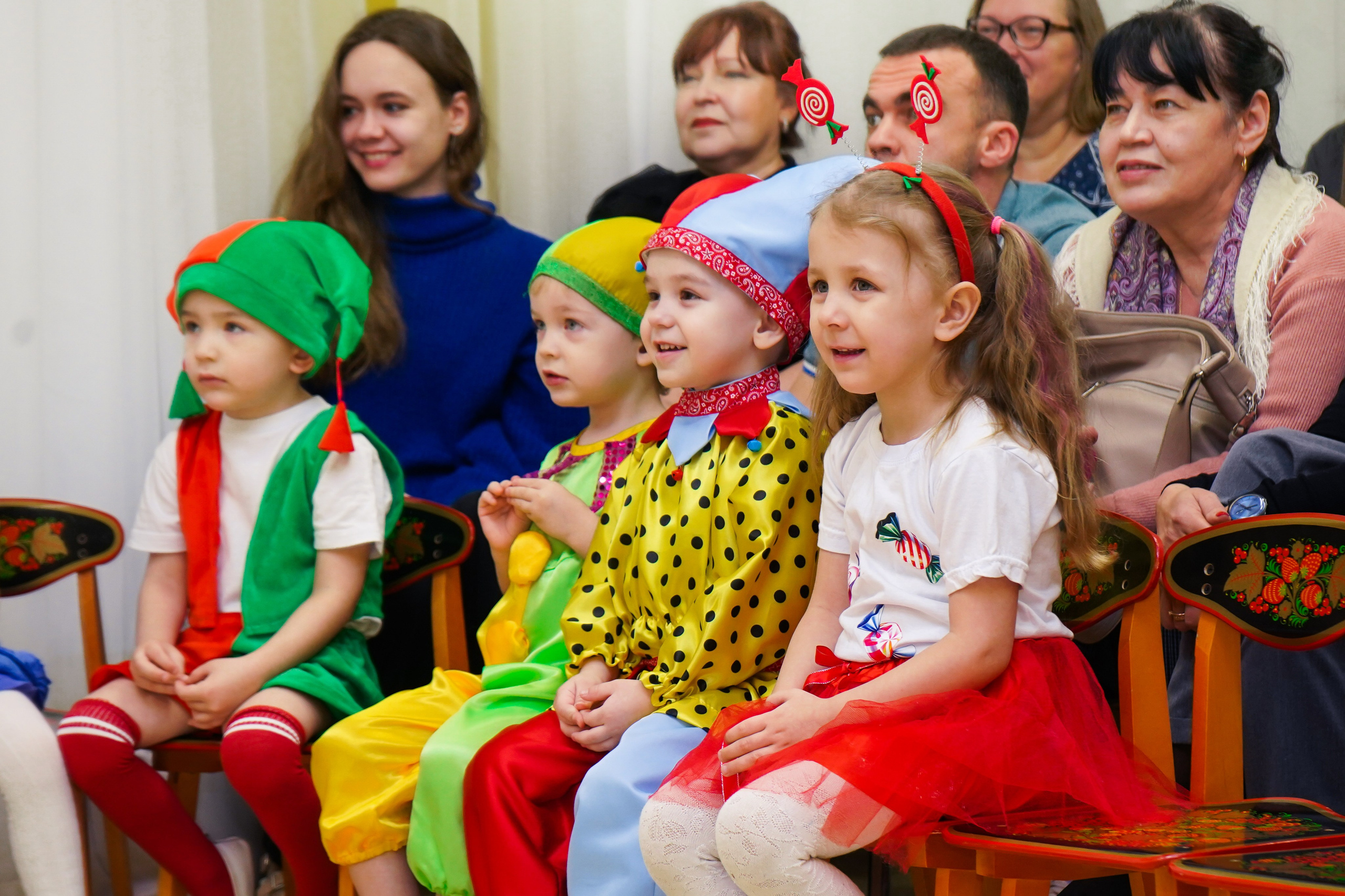 Новогодний утренник в садике. Семейный и портретный фотограф в Екатеринбурге Анна Лобанова