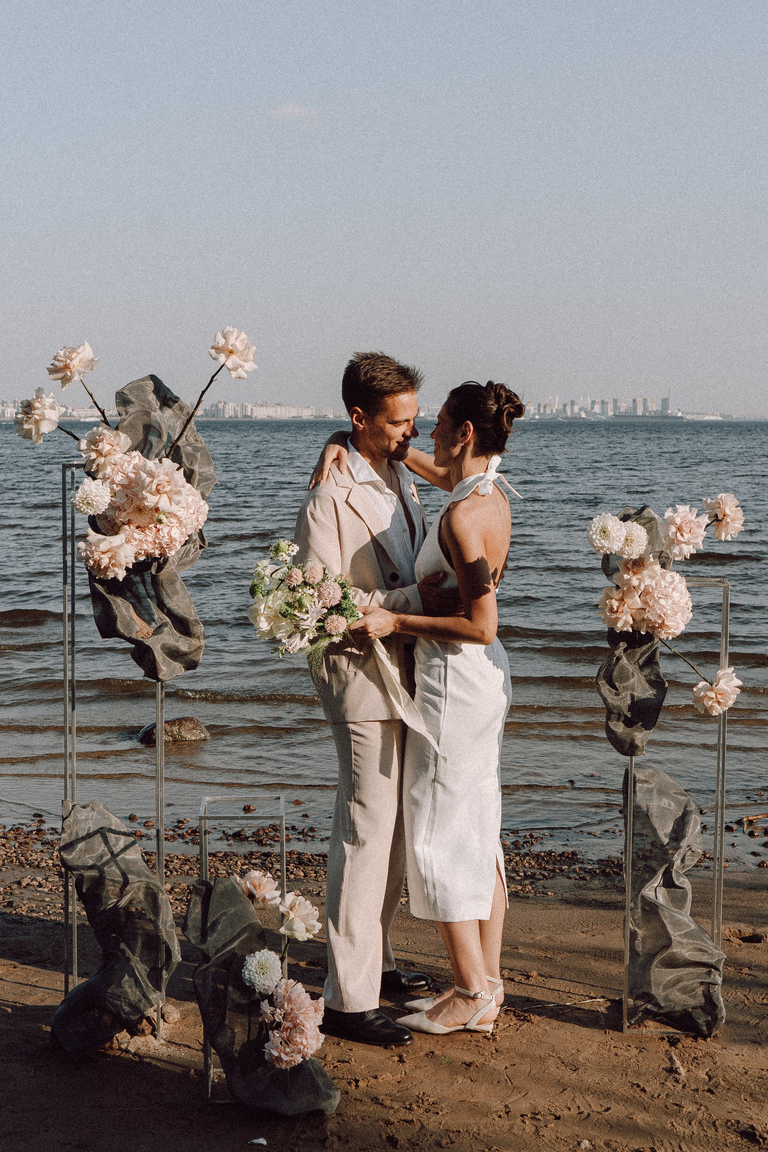 СВАДЕБНАЯ ФОТОСЕССИЯ ВЫЕЗДНОЙ ЦЕРЕМОНИИ (ФИНСКИЙ ЗАЛИВ). Профессиональный фотограф, Санкт-Петербург — Виктория Богомолова