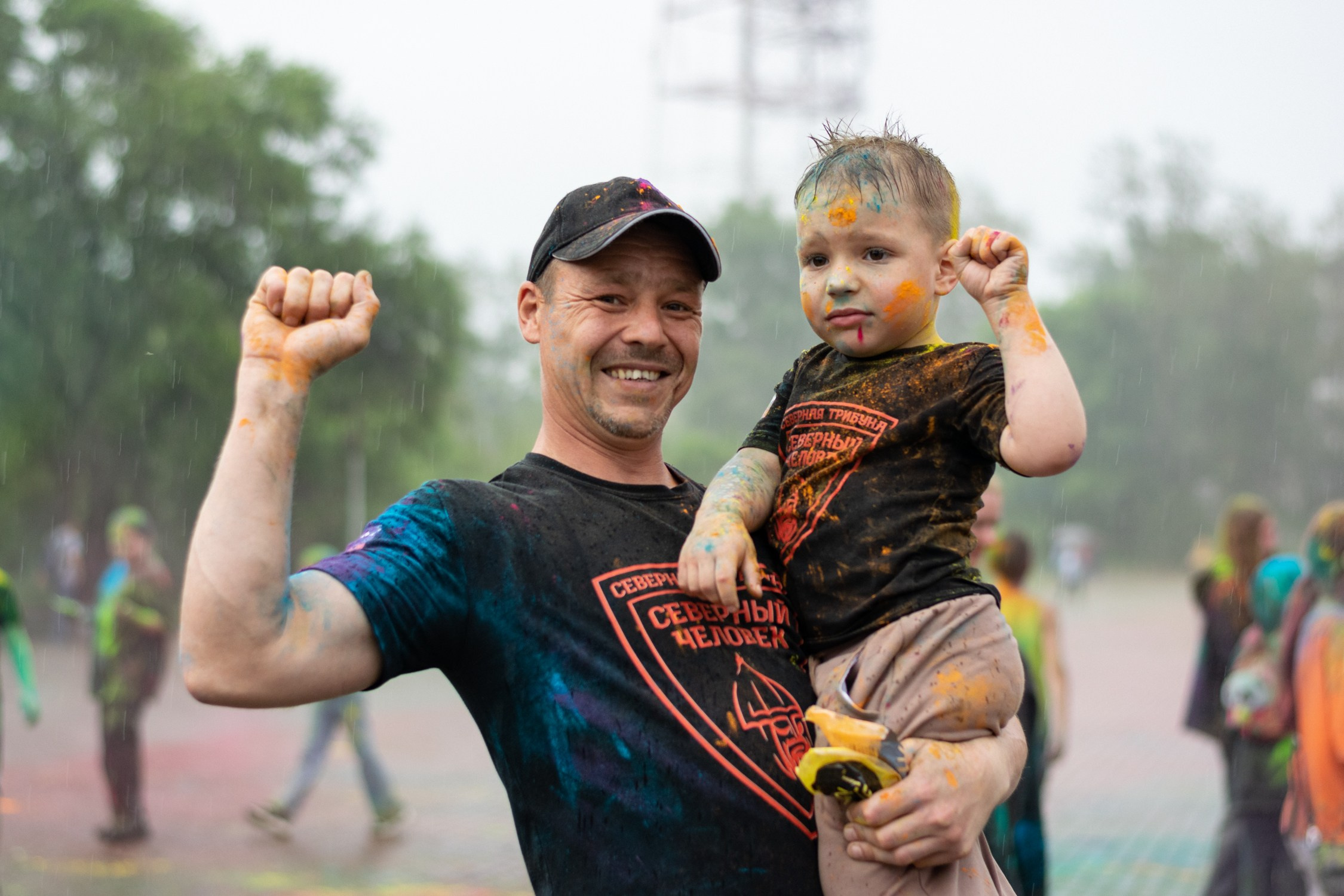 Антон Курдюмов фотограф в Хабаровске Рина Курдюмова фото27 foto27 Антон Дорофеев репортажный репортаж документалист Тони и Рина фотосоздатели День молодежи по-русски Хабаровск кинотеатр