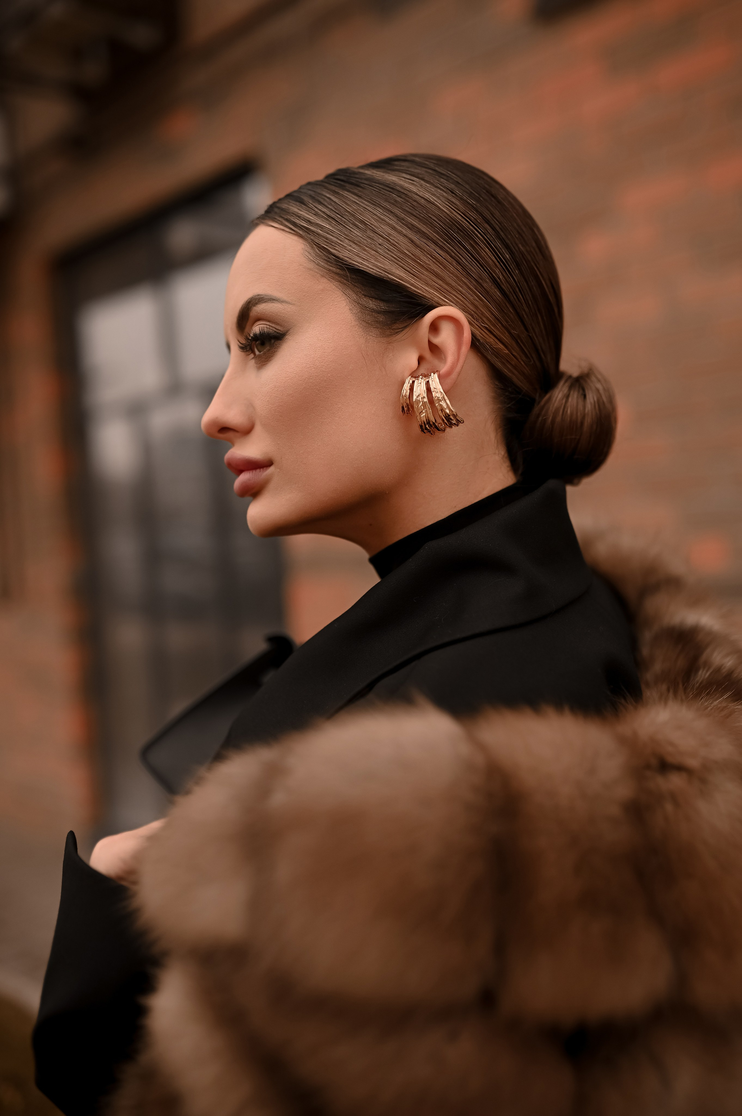 Лилия. Твой личный проводник к красивым фотографиям в Старом Осколе