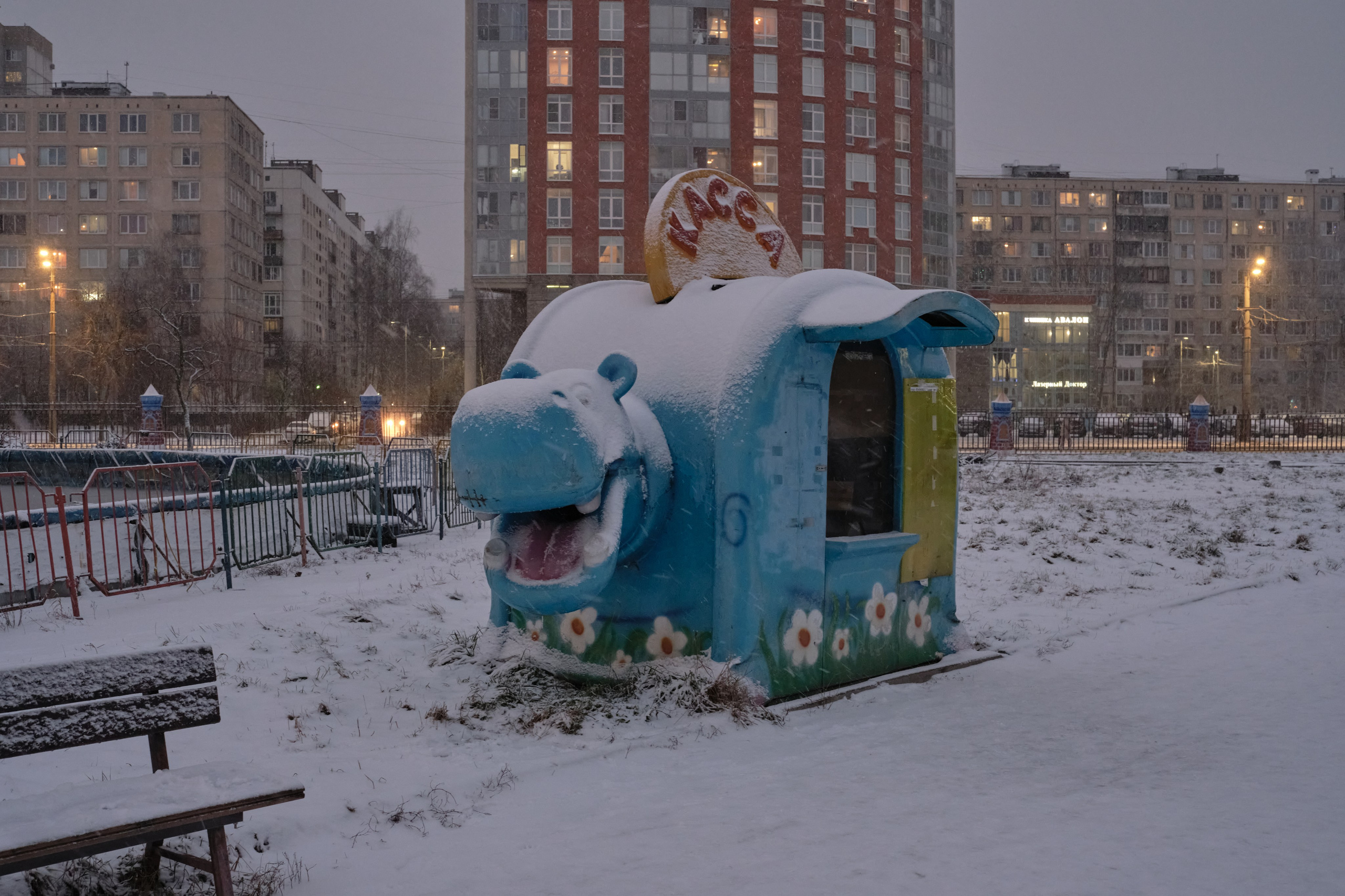 Городской пейзаж — deadpan | Филипп Линзин. Репортажный и портретный фотограф в Санкт-Петербурге Филипп Линзин