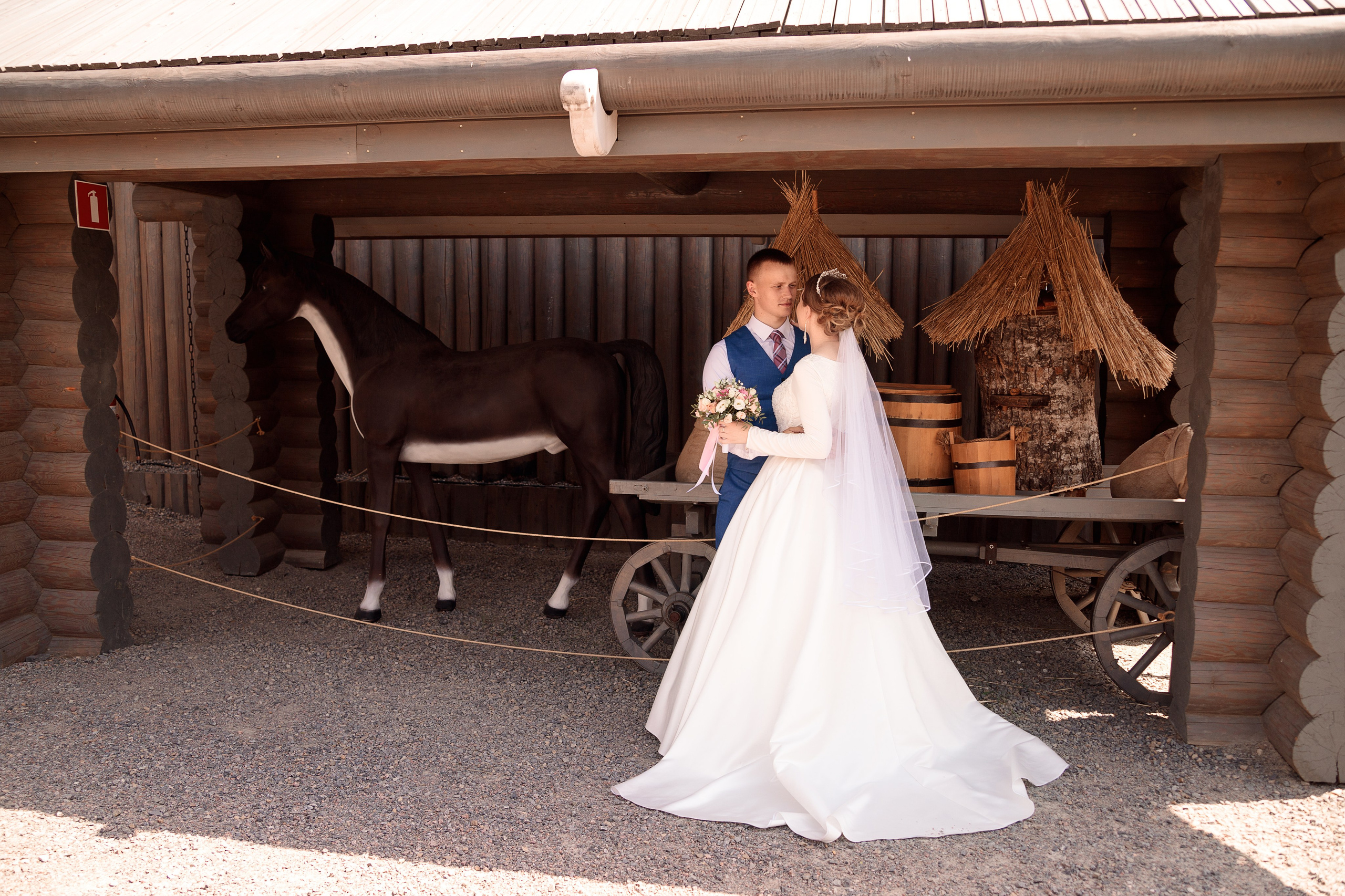 Павел и Кристина. Фотограф Елена Каверина | Белгород — Короча |