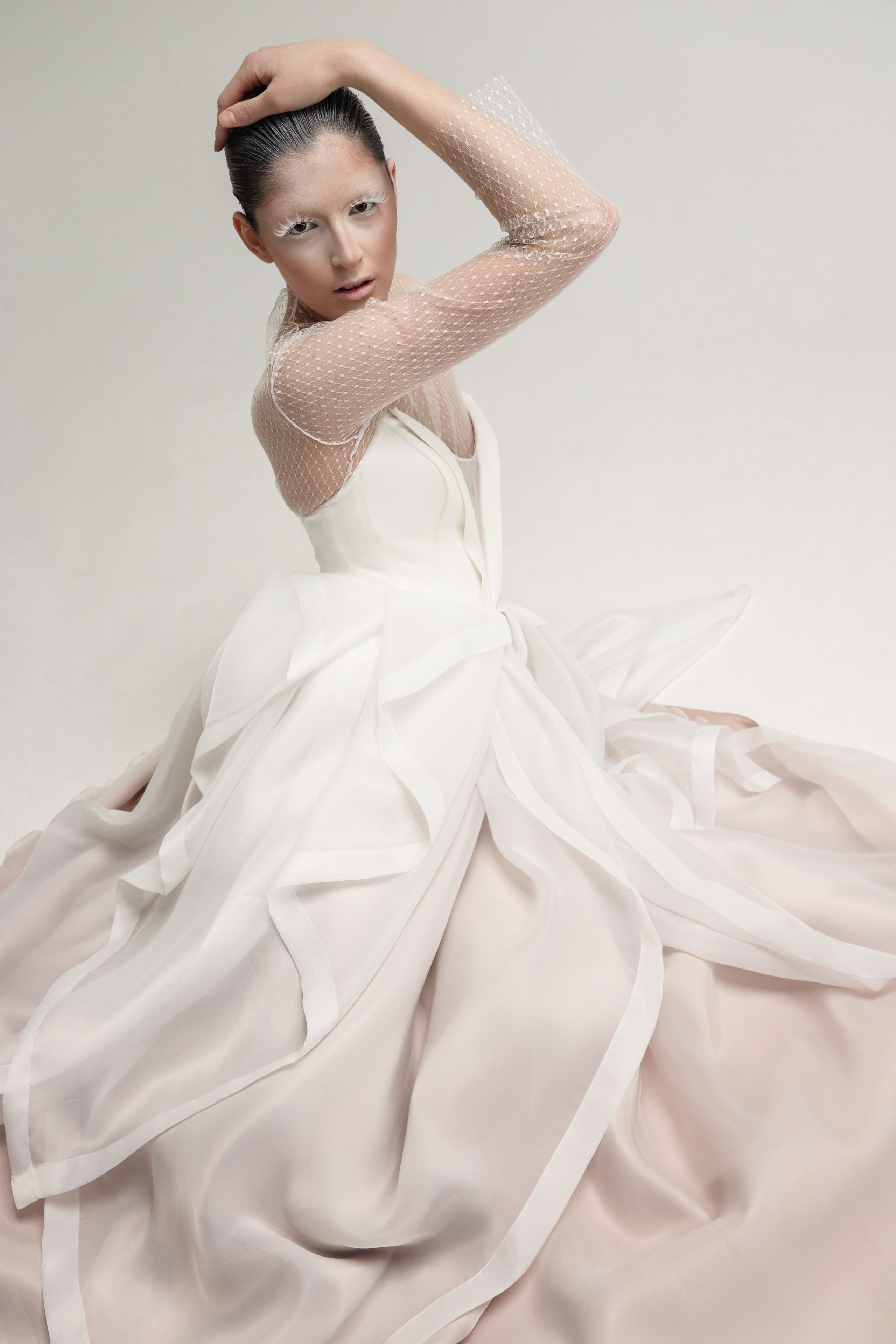 Снежная лилия. Zuleta.Go