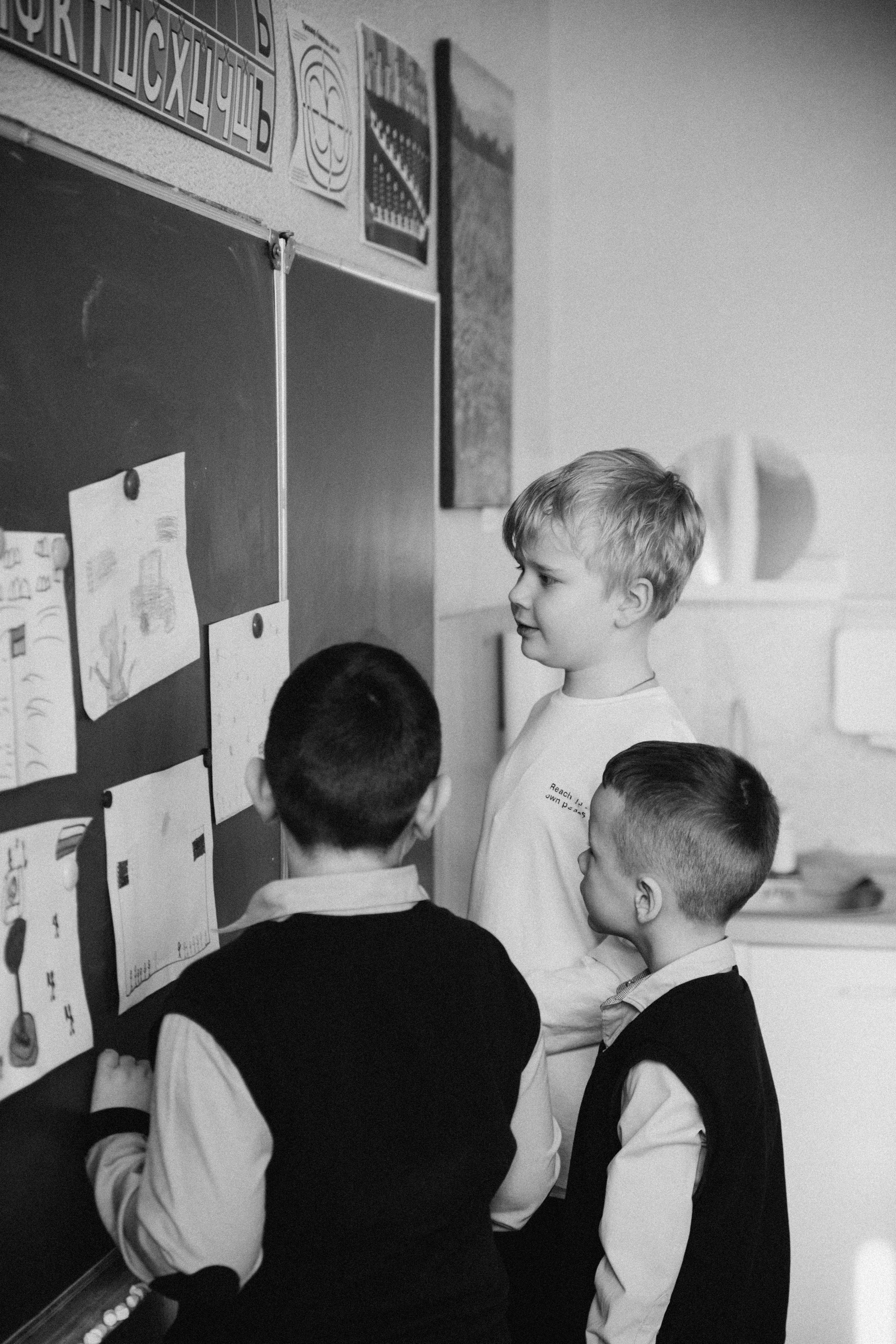 Школьные фотографии могут быть такими. Репортажный и детский фотограф в Минске