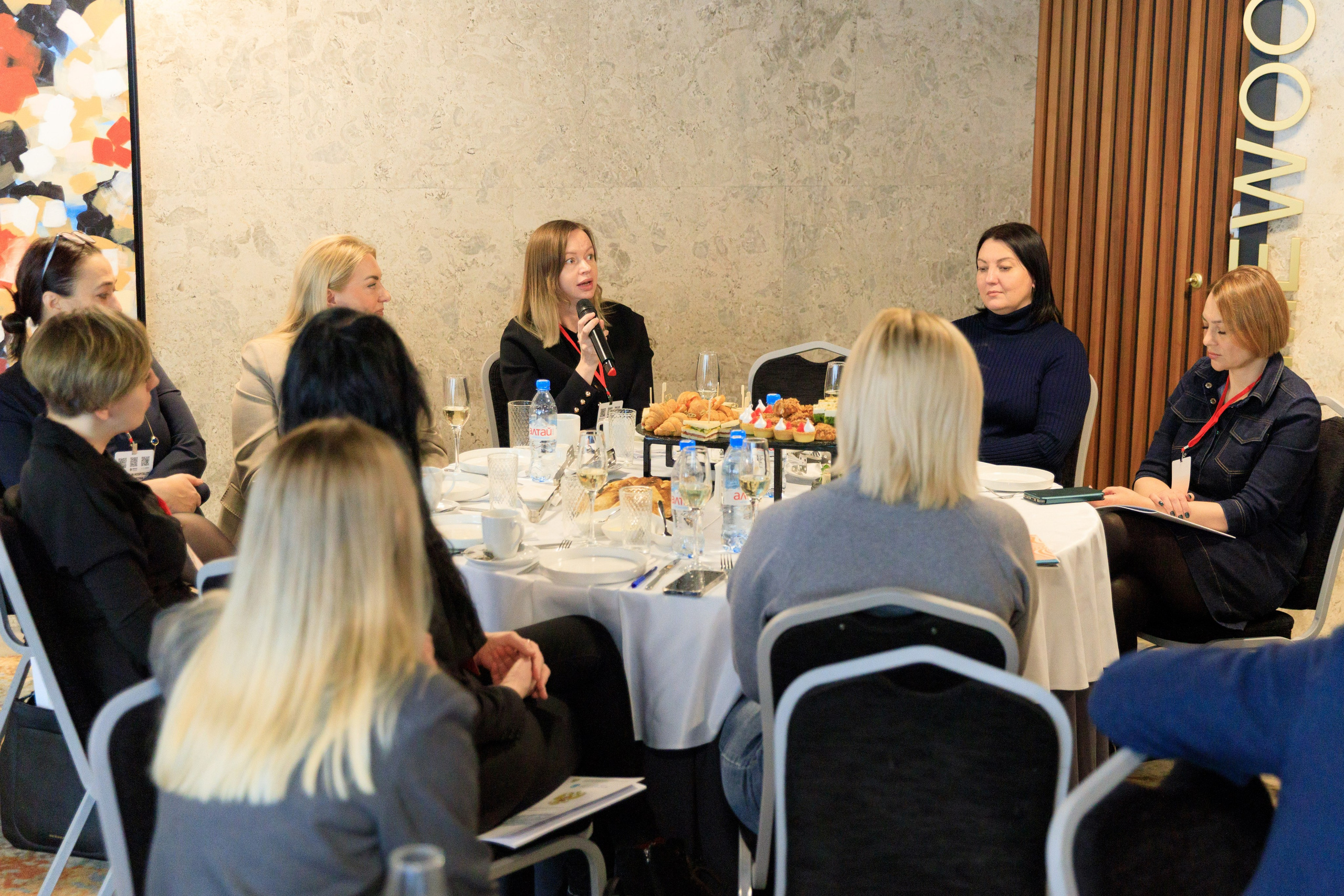 Встреча отельеров. DoubleTree by Hilton. Репортажный фотограф в Новосибирске Алена Помазунова