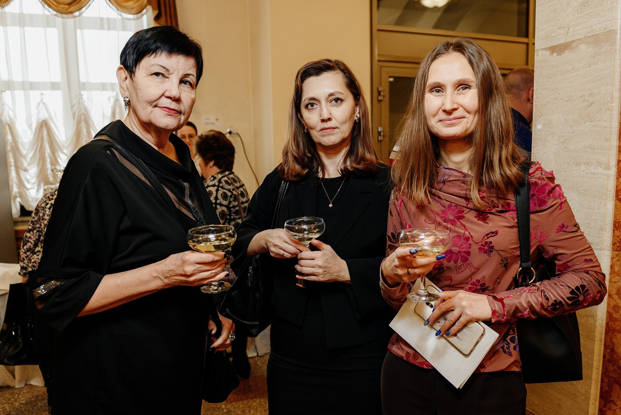 Торжественное награждение Сибирской генерирующей компании. Свадебный и репортажный фотограф Никита Сницарев в Барнауле