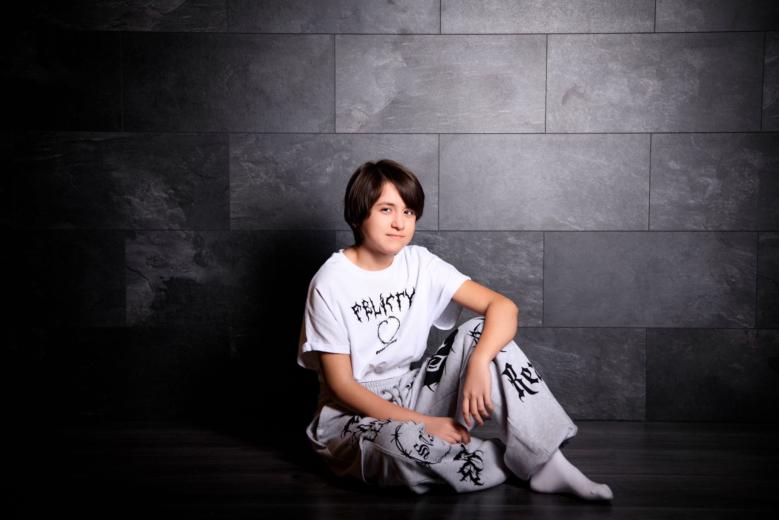 Фотосессия Девочек до 10 лет в Интерьере — Fotogen. Интерьерная фотостудия FOTOGEN г. Краснодар