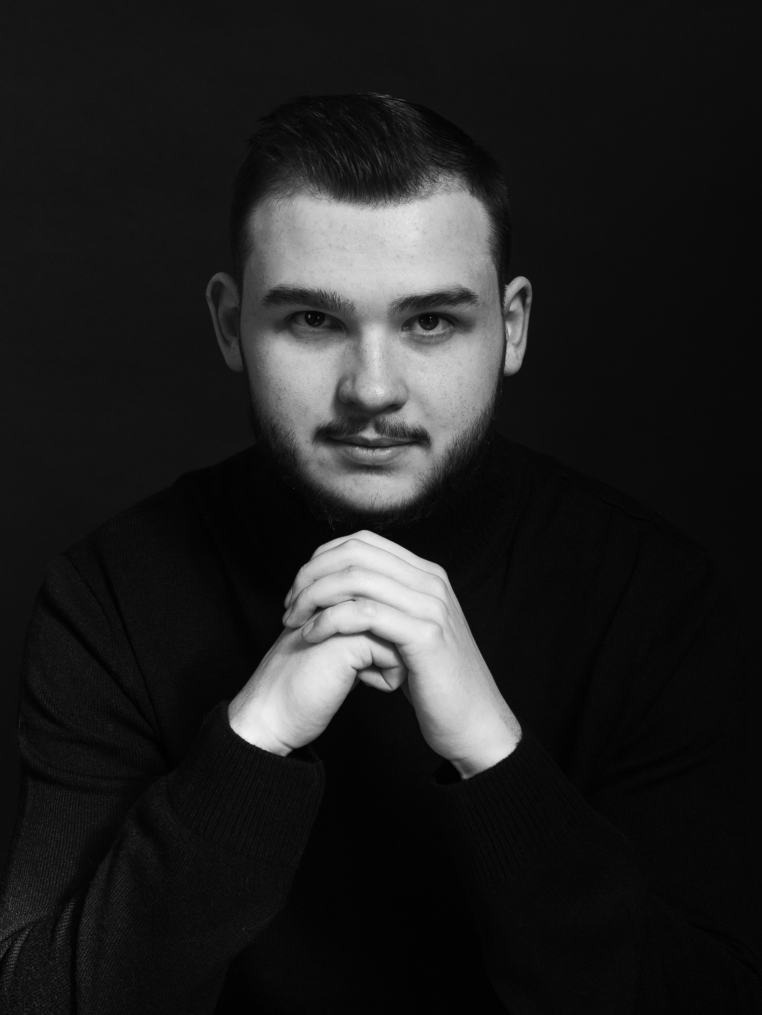 Дмитрий (фотограф и PR менеджер). Главная