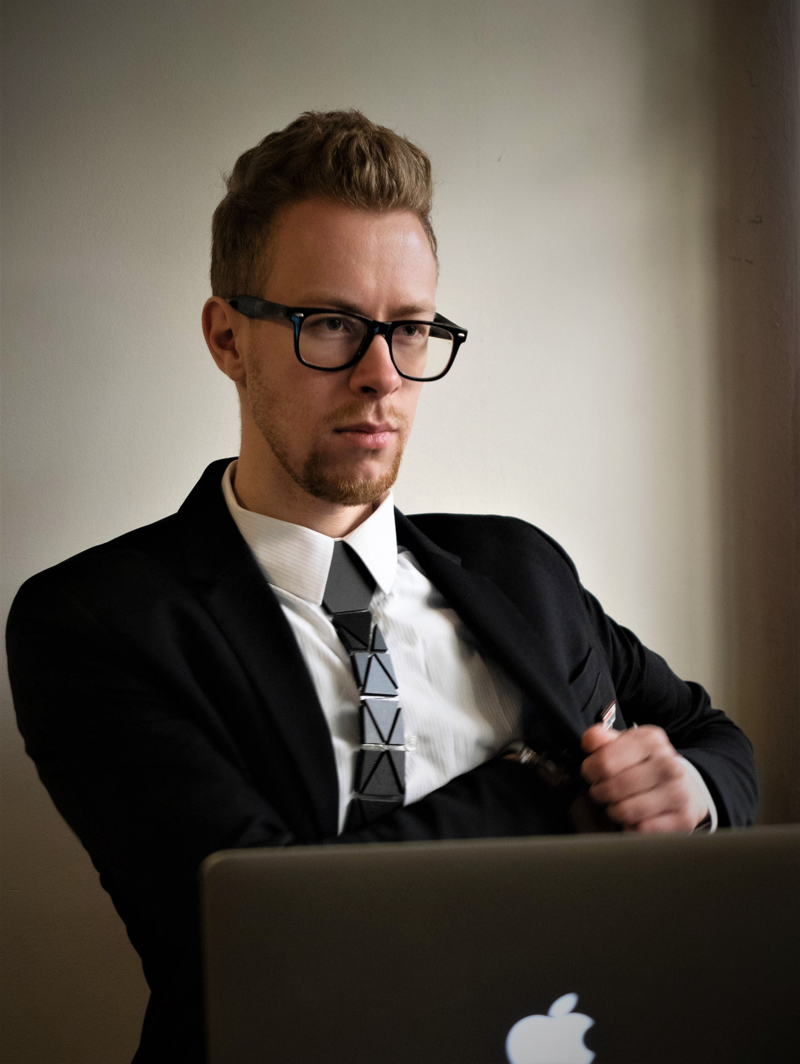 Владимир (коуч по раскрепощению и ораторскому искусству). Главная