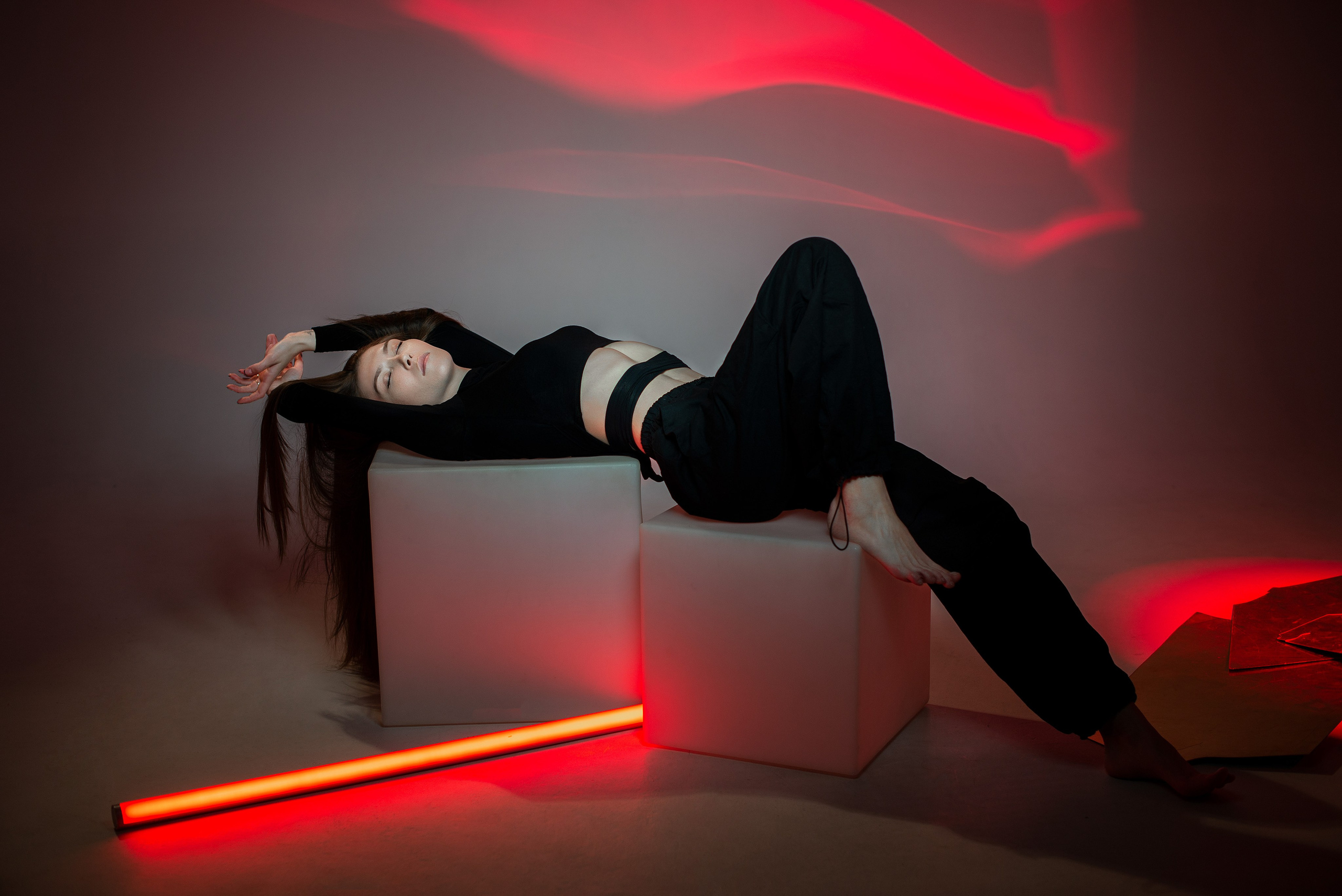 Ксения в фотостудии Black & White. Творческий фотограф Вологда