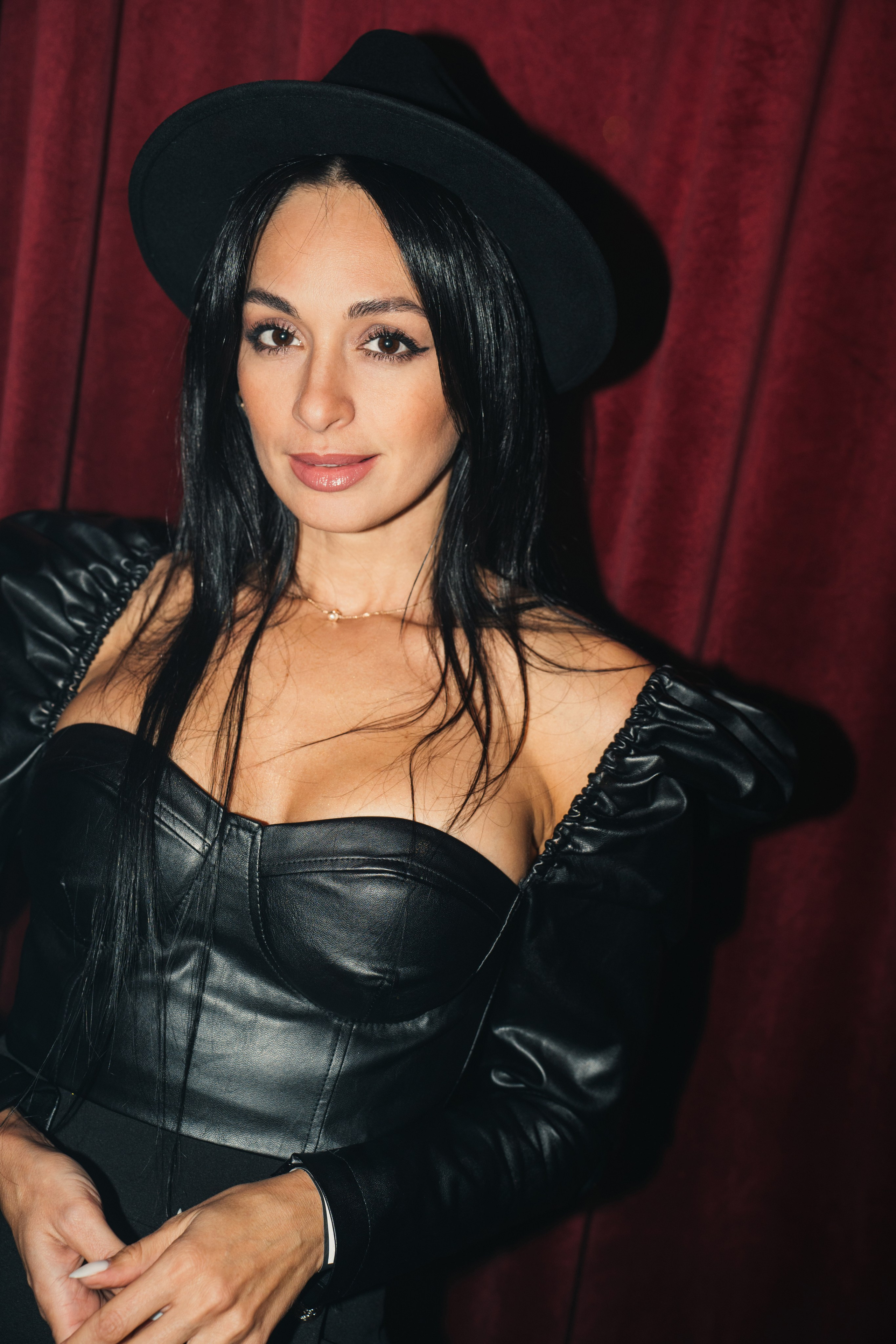 Открываю двери без ключа. Фотограф Евстигнеев Илья