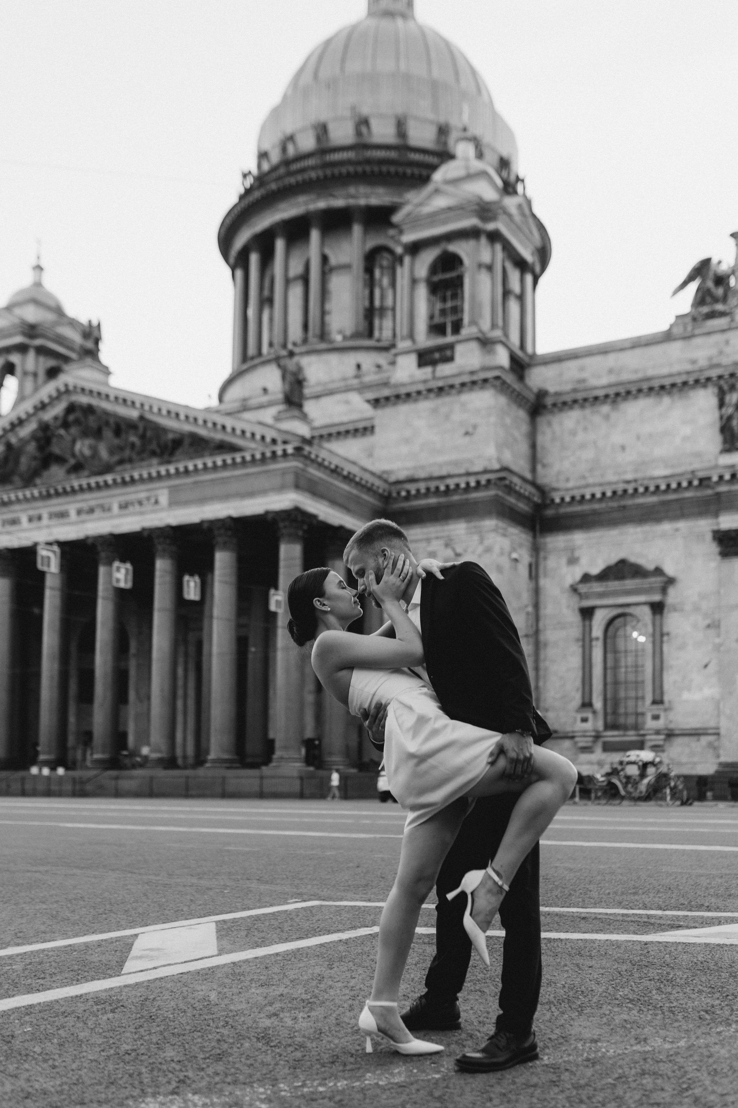 Костя и Лиза|прогулка + катер. Свадебный и love story фотограф в Санкт-Петербурге