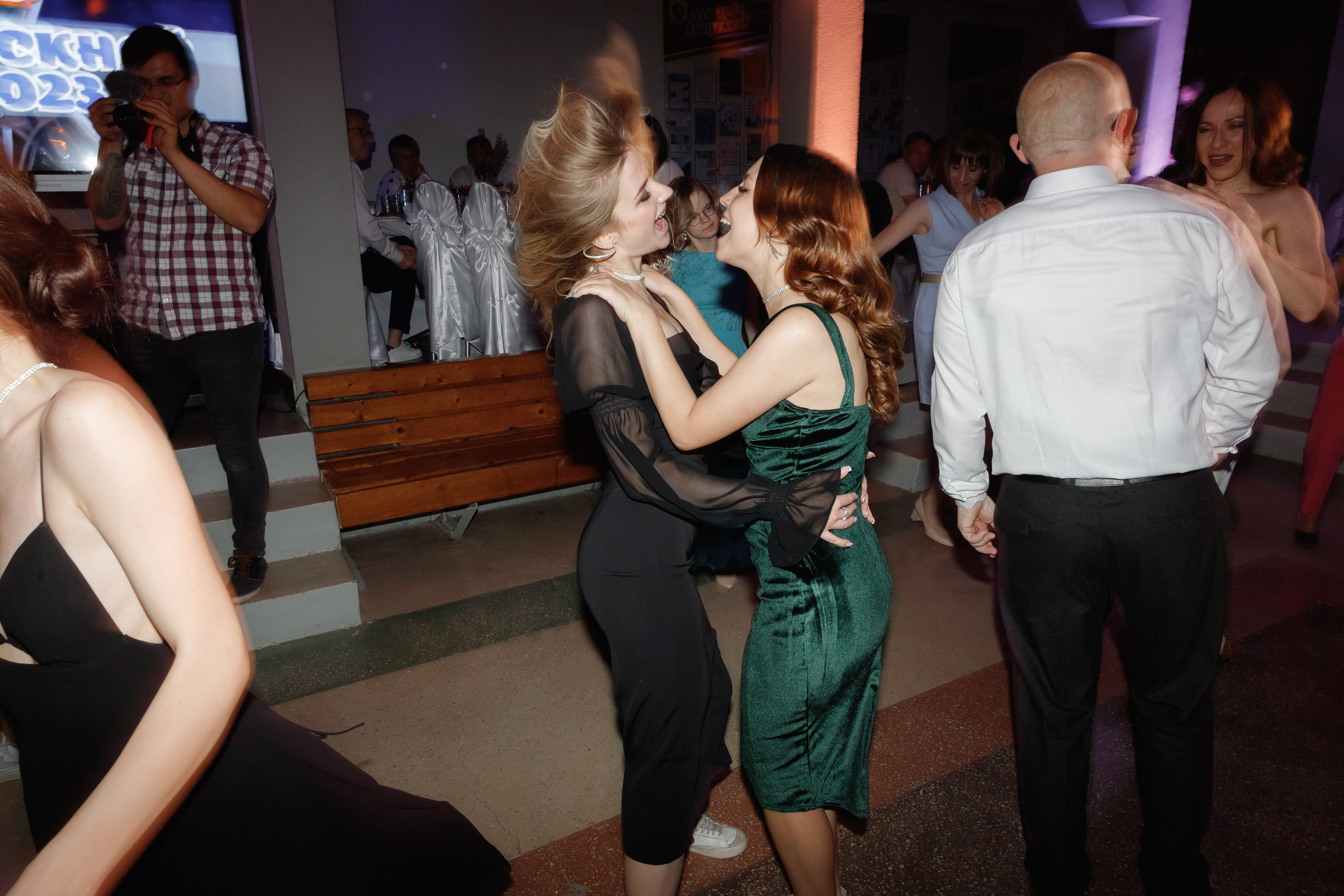 Школьный выпускной 2023 год в Минске. Свадебный фотограф в Минске/Беларуси Сергей Спиридонов