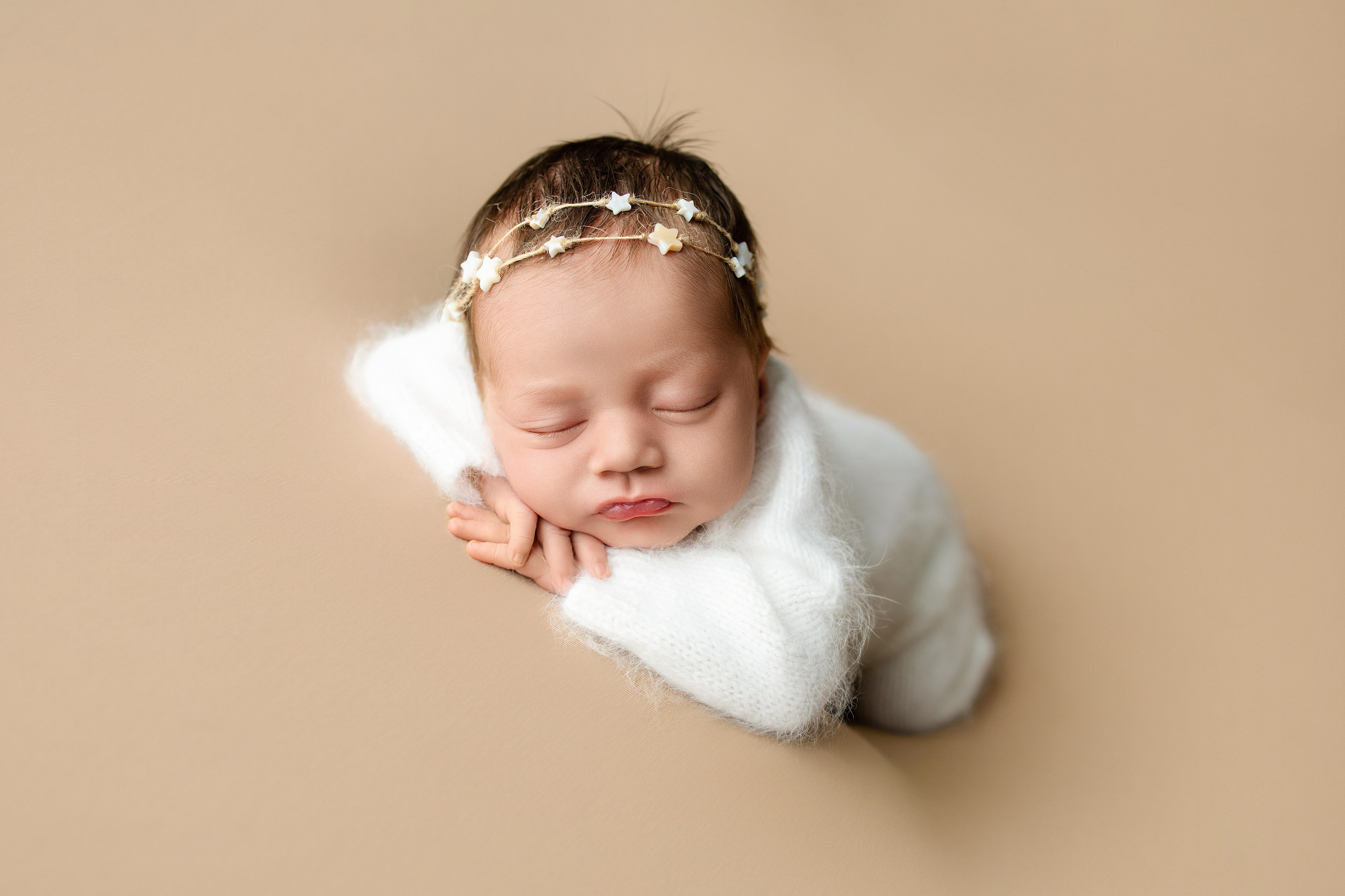 Эмилия. Фотограф новорождённых Newborn Москва