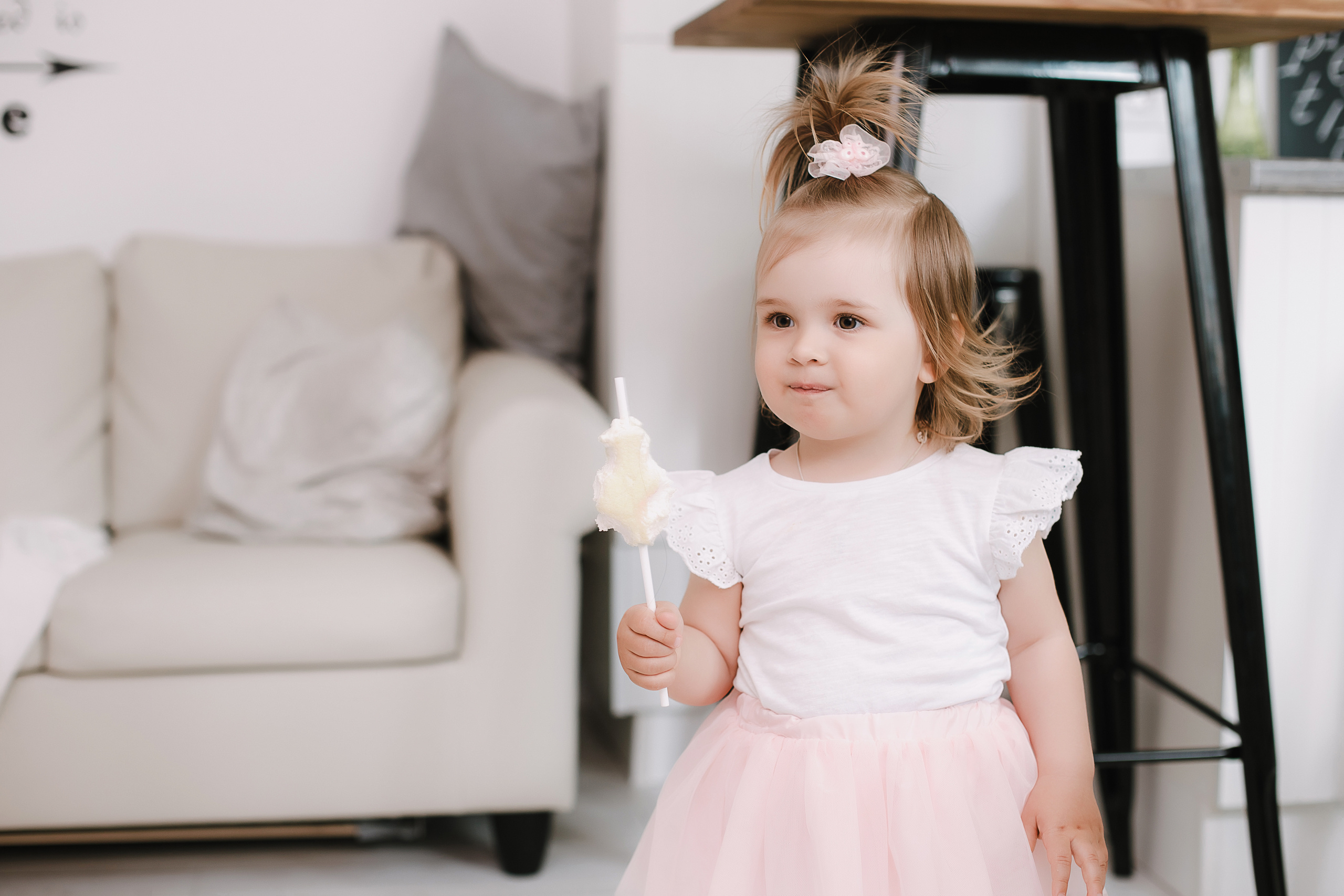 Семейная фотосессия в фотостудии и на природе в Твери. Свадебный и семейный фотограф в Твери и Тверской области