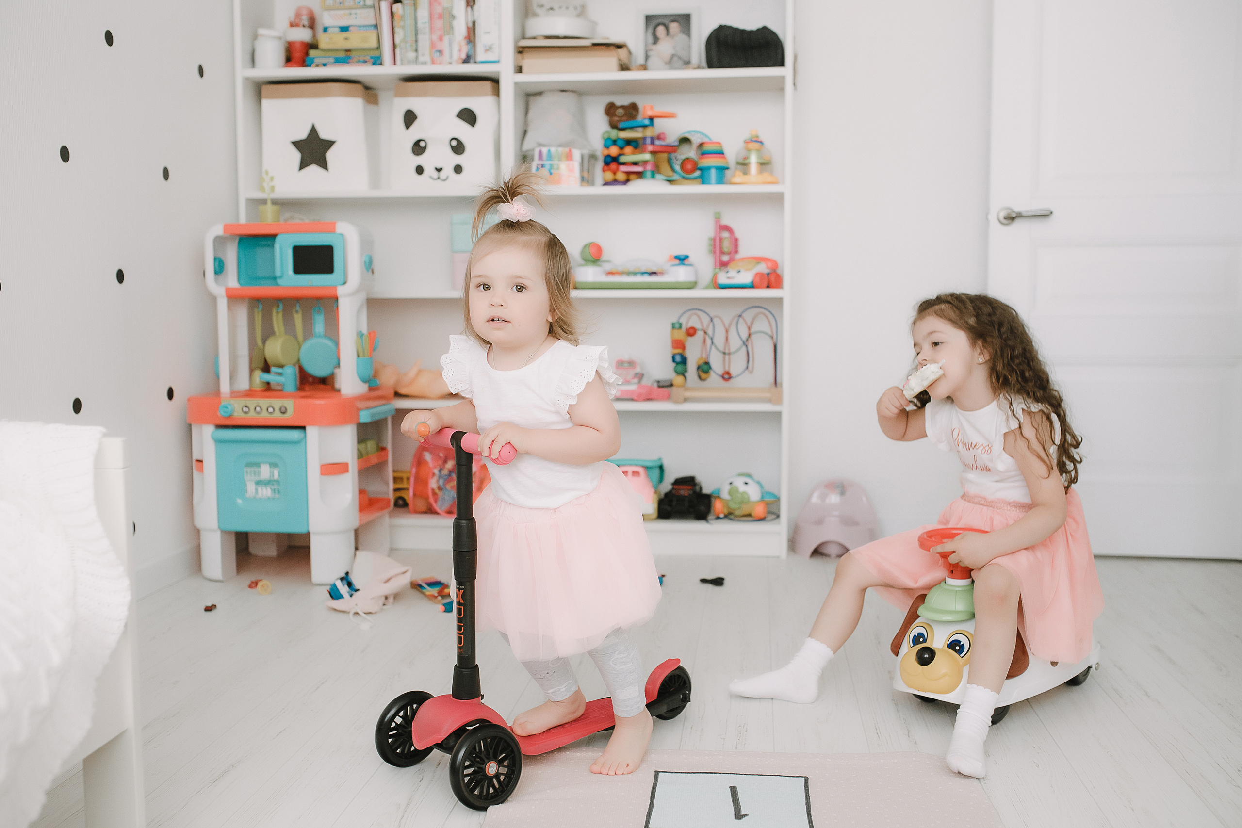 Семейная фотосессия в фотостудии и на природе в Твери. Свадебный и семейный фотограф в Твери и Тверской области