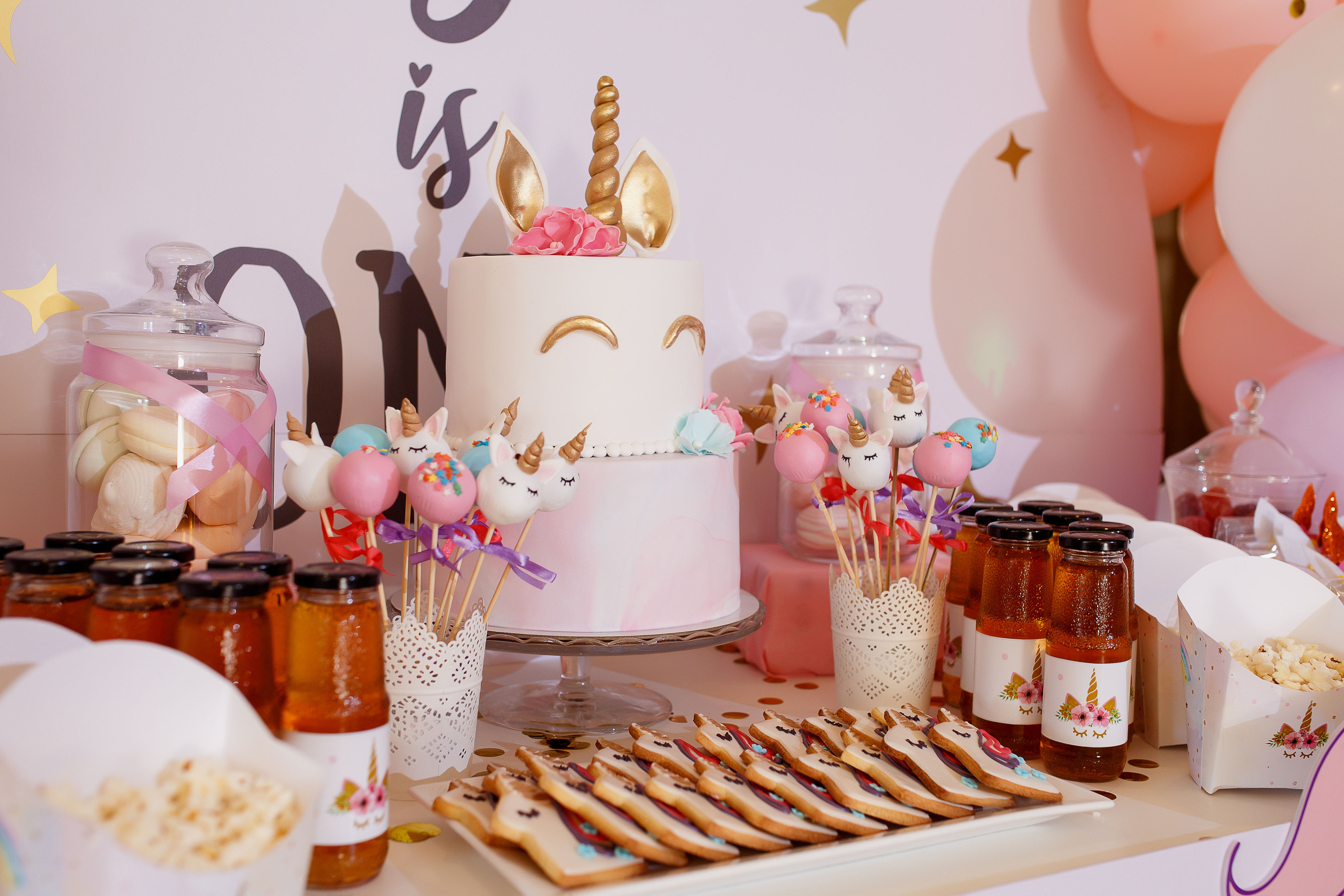 Фотограф на день рождения, мероприятие и банкет Твери. Свадебный и семейный фотограф в Твери и Тверской области