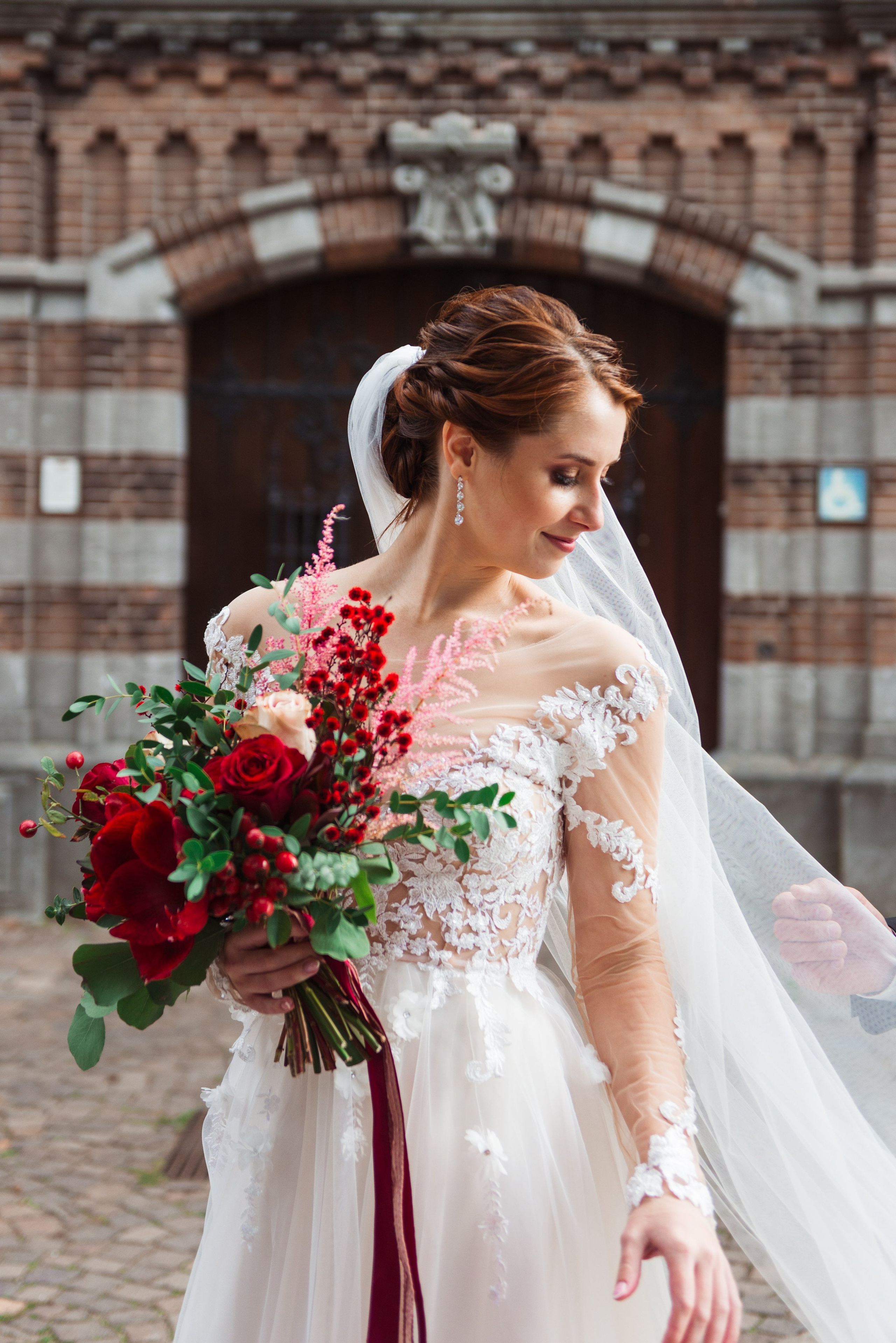 Bridal & Event Beauty | Olga Akhremenko — Wedding Hair & Makeup in Europe. Hair & Makeup Artist in Europe | Olga Akhremenko