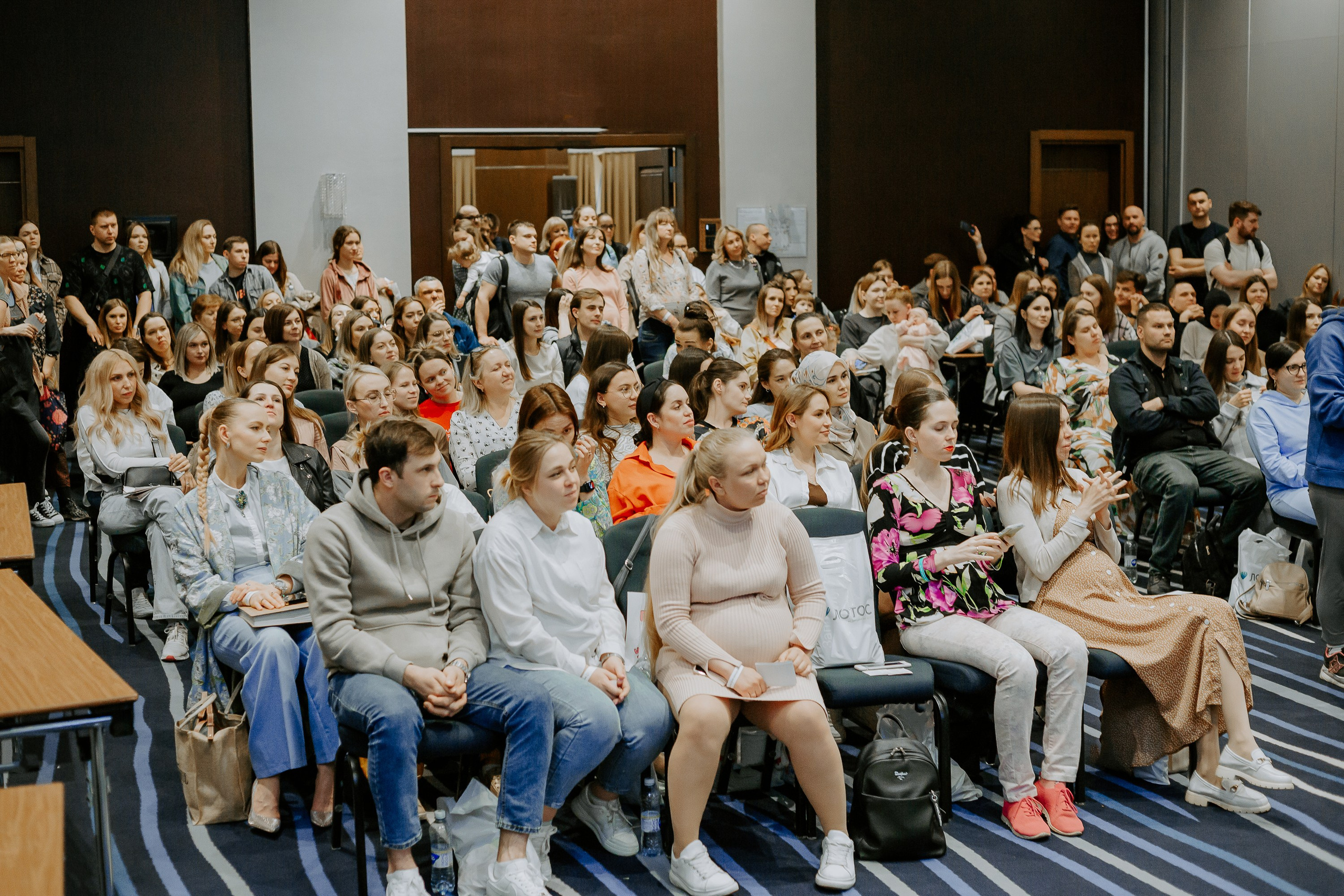 Уральский беременный форум 2024. Фотограф в Челябинске Ополихина Анна