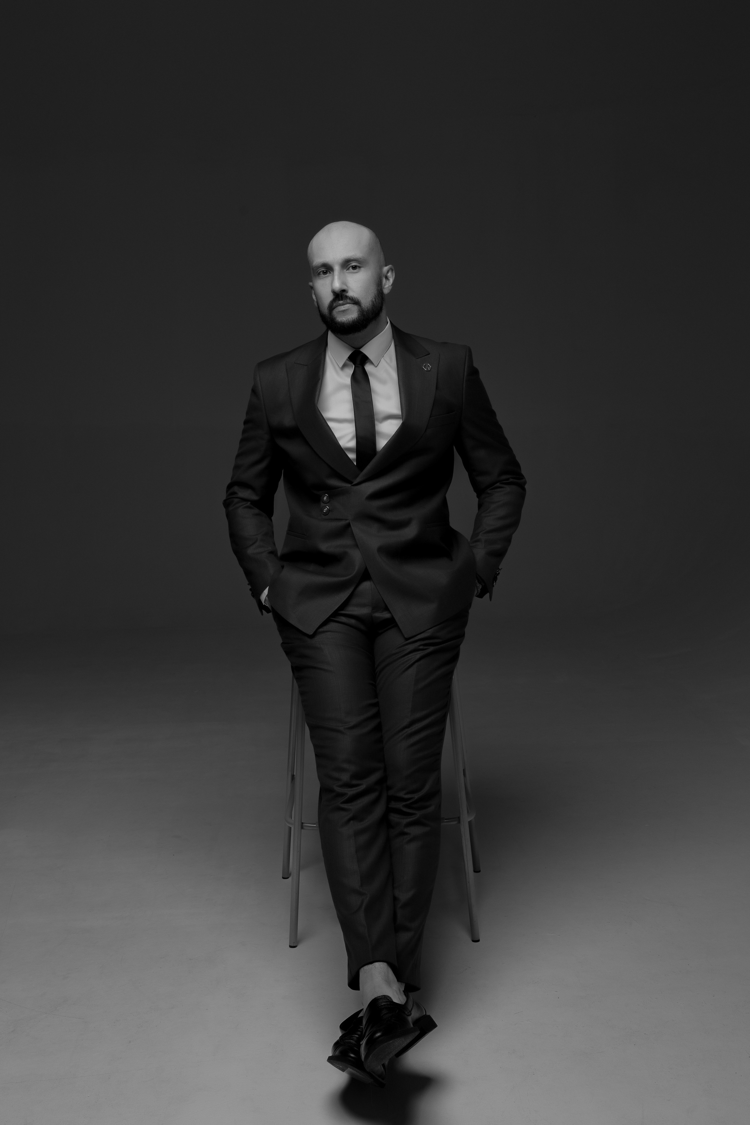 Мужская студийная фотосессия. Свадебный фотограф Калининград