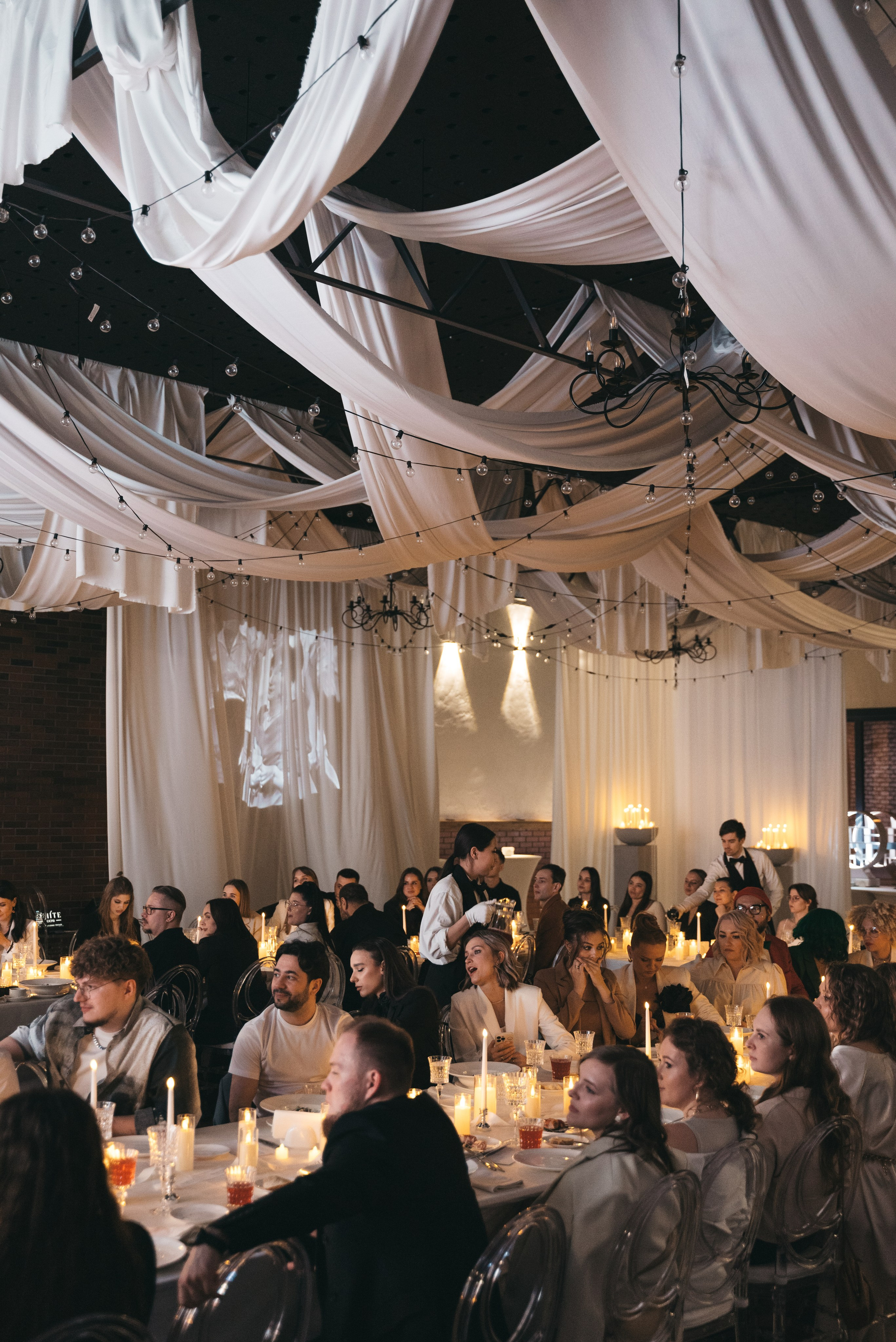 WhiteRoom Pre-wedding. Репортажный и свадебный фотограф в Сургуте