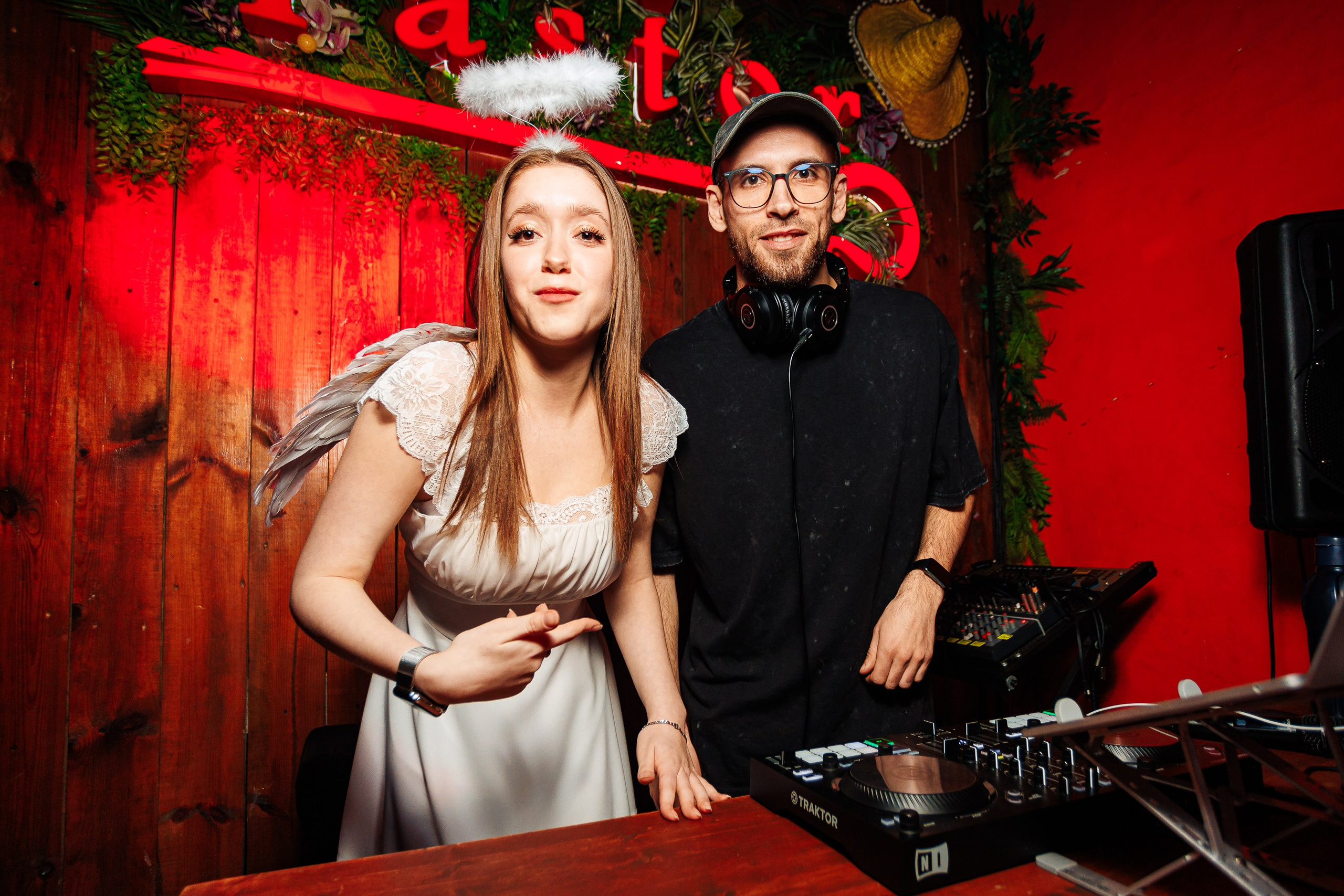 День влюблённых_El Pastor_Симферополь_14.02.2025. Аминов Руслан | Фотограф