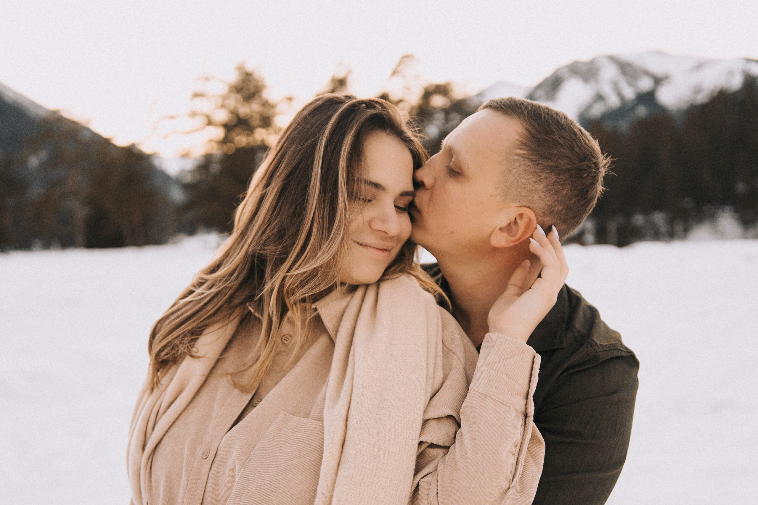 ПОЦЕЛУЙ ДЕКАБРЯ. Фотограф Настя Конник | Пятигорск | Эльбрус | Домбай | Архыз