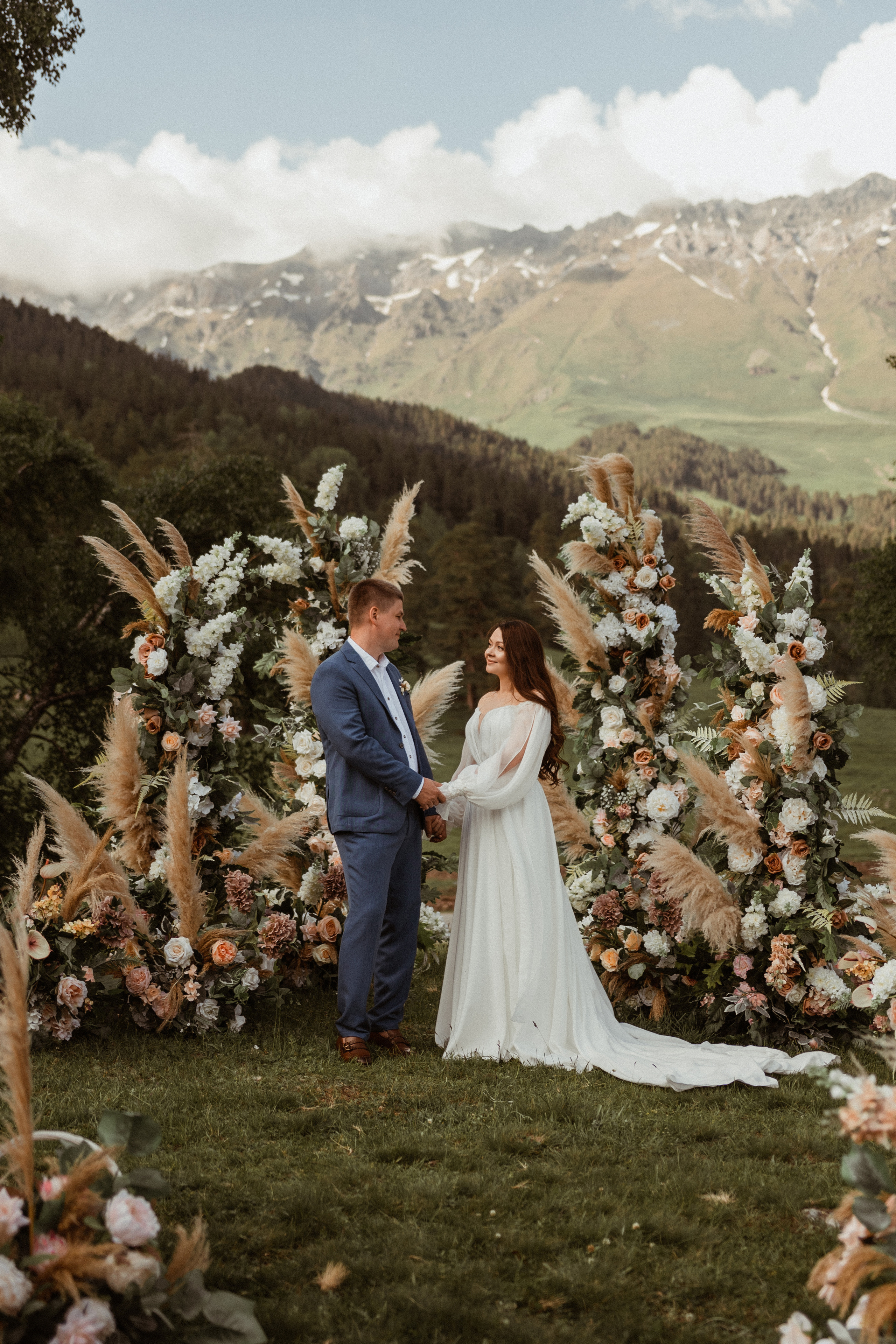 Архыз Домбай свадьба  фотограф свадебный ведущий 