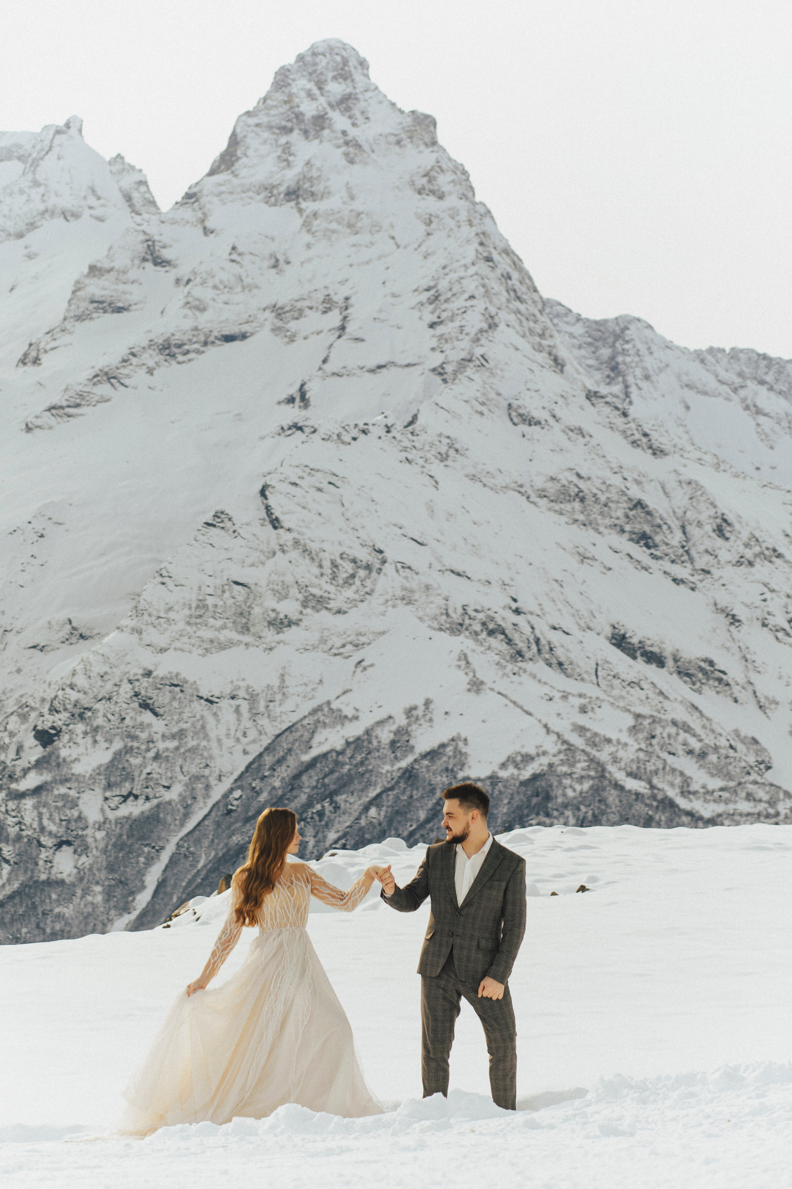 Свадебный фотограф Домбай Архыз Эльбрус Пятигорск кмв Свадьба в горах Фотосессии
