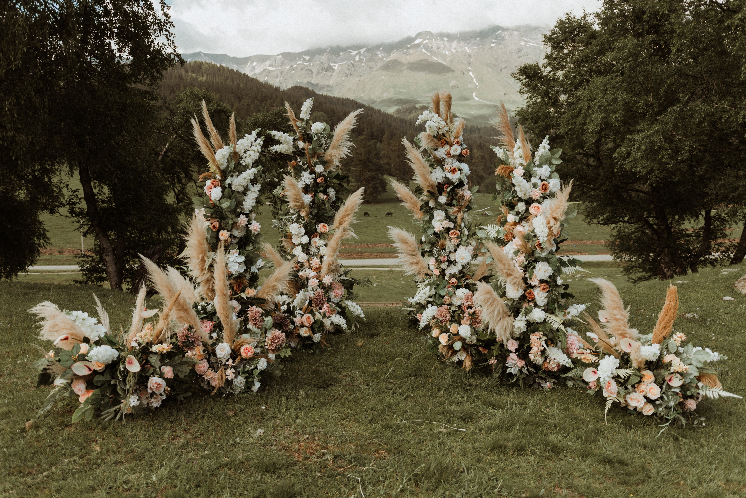 Букет невесты флорист пятигорск архыз кмв декоратор