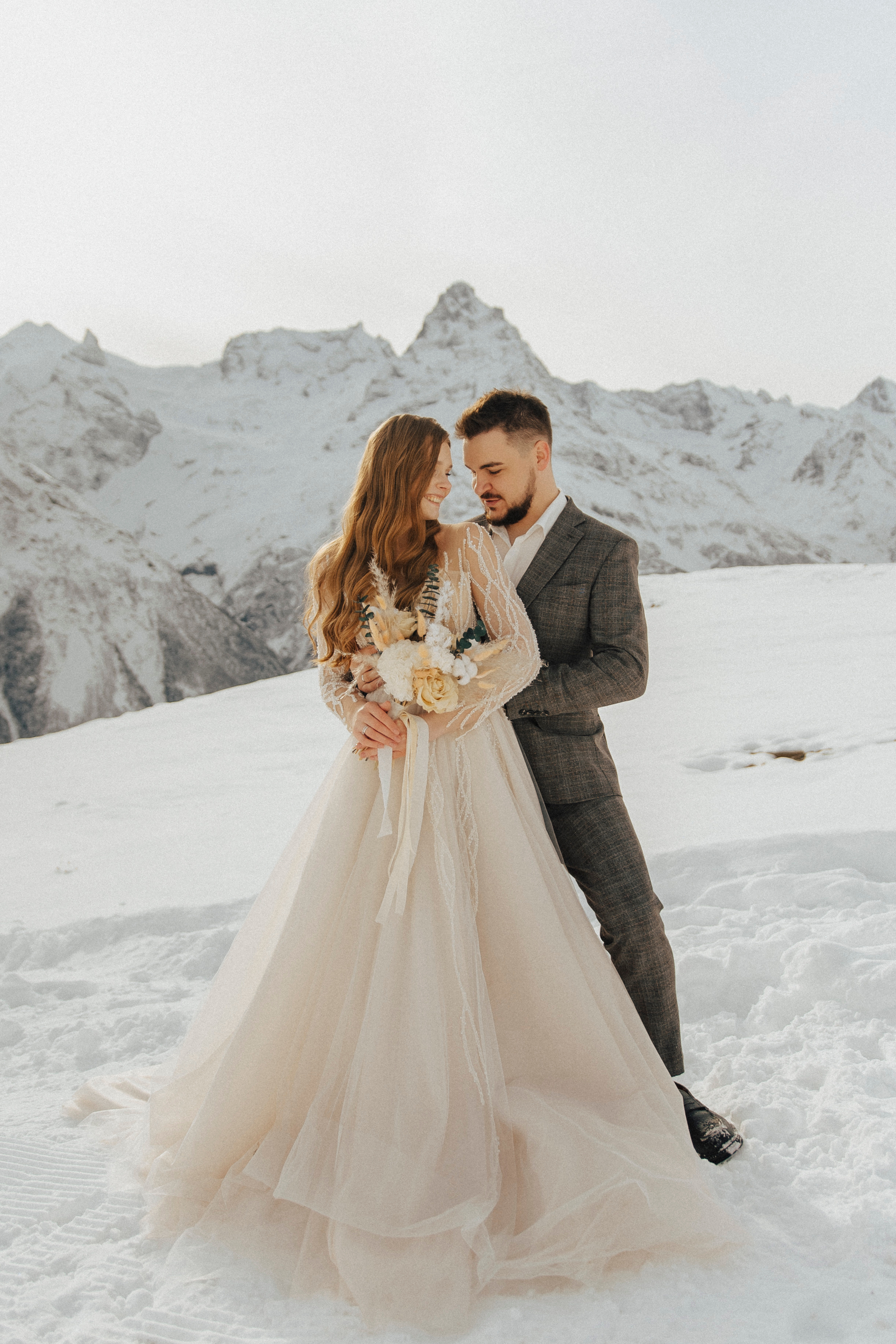 Свадебный фотограф Домбай Архыз Эльбрус Пятигорск кмв Свадьба в горах Фотосессии